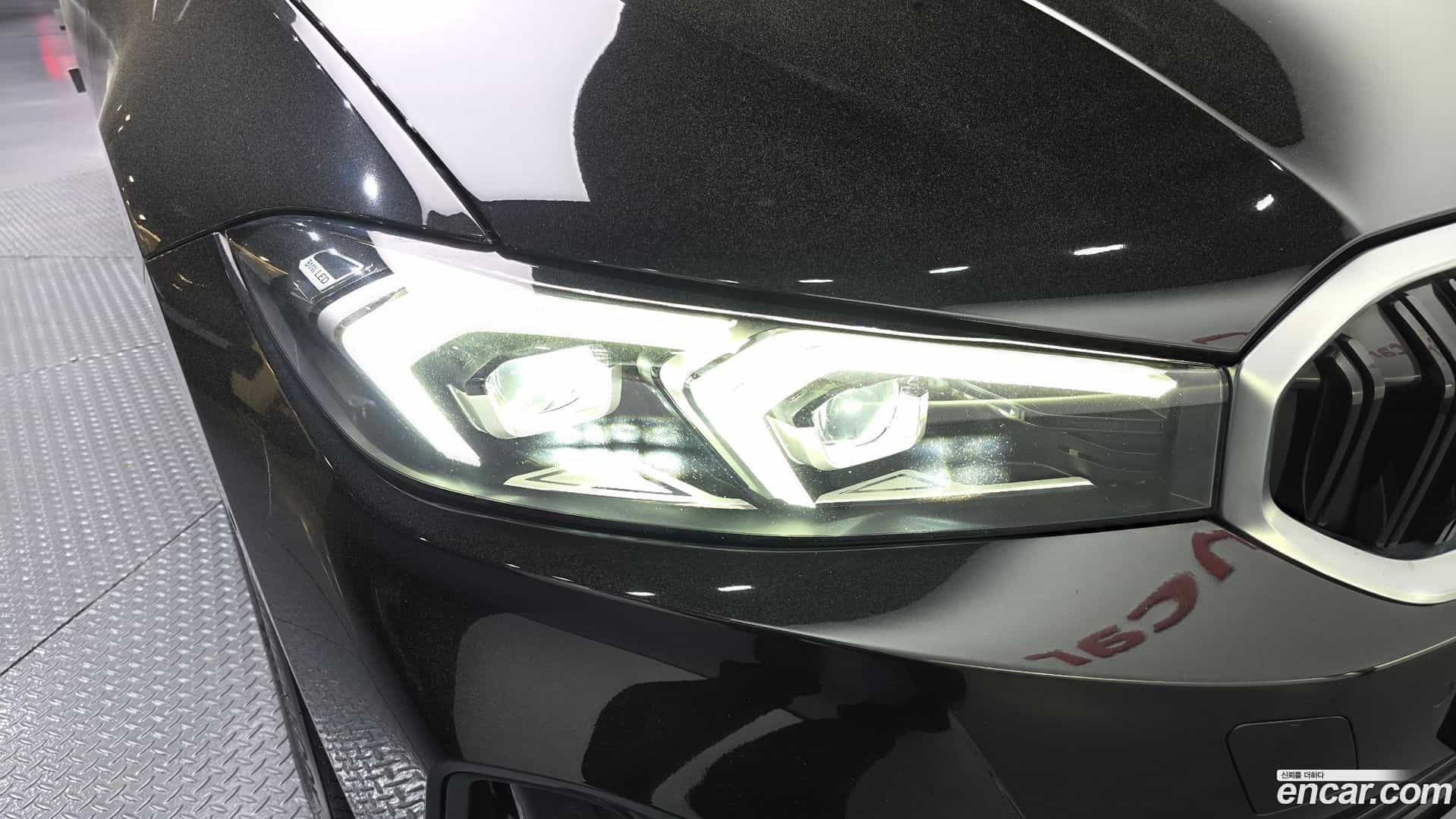 3-Series BMW 2022.10-OUTER-032