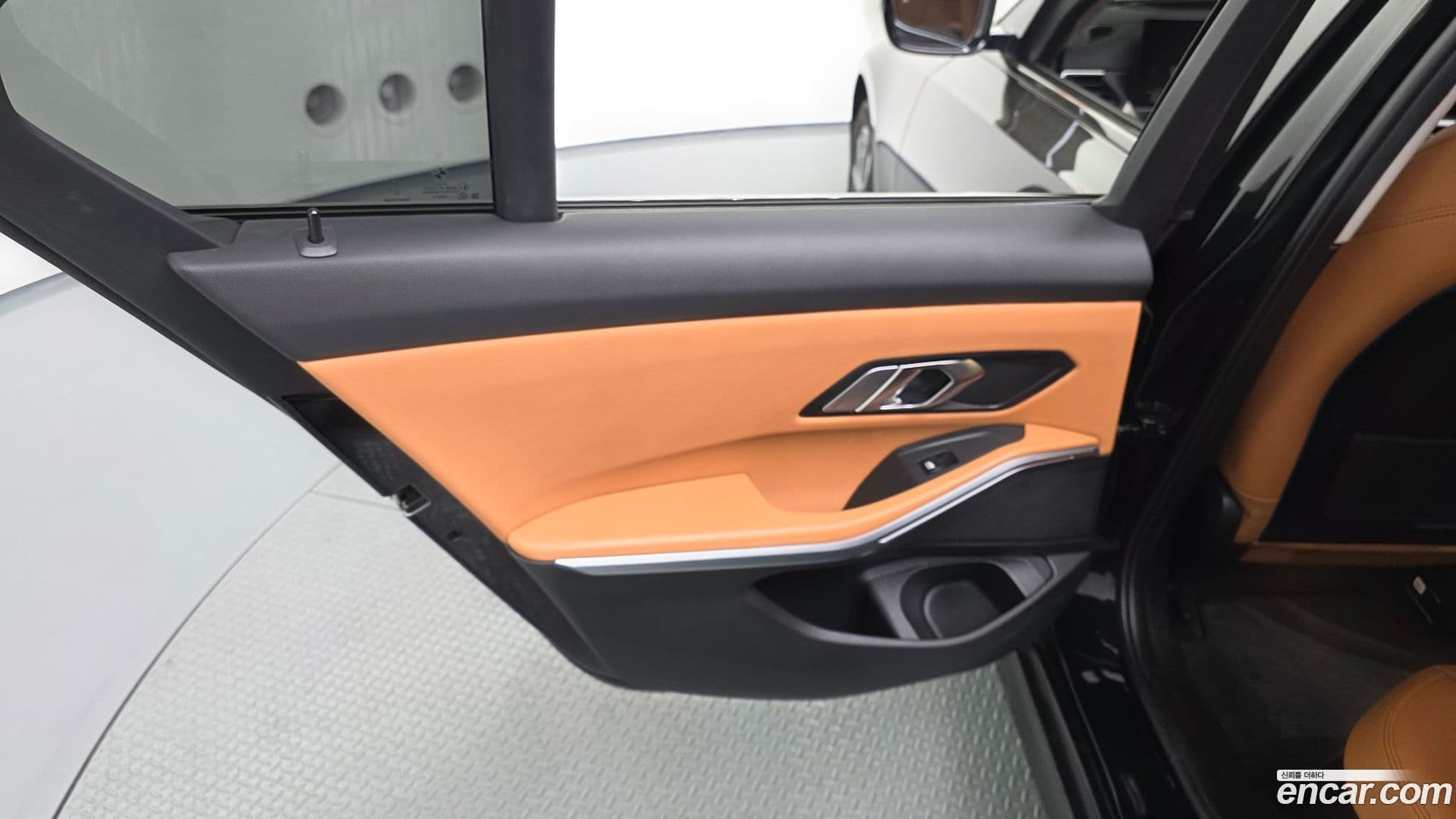 Main__Slider__Photo:3-Series BMW 2022.10-24