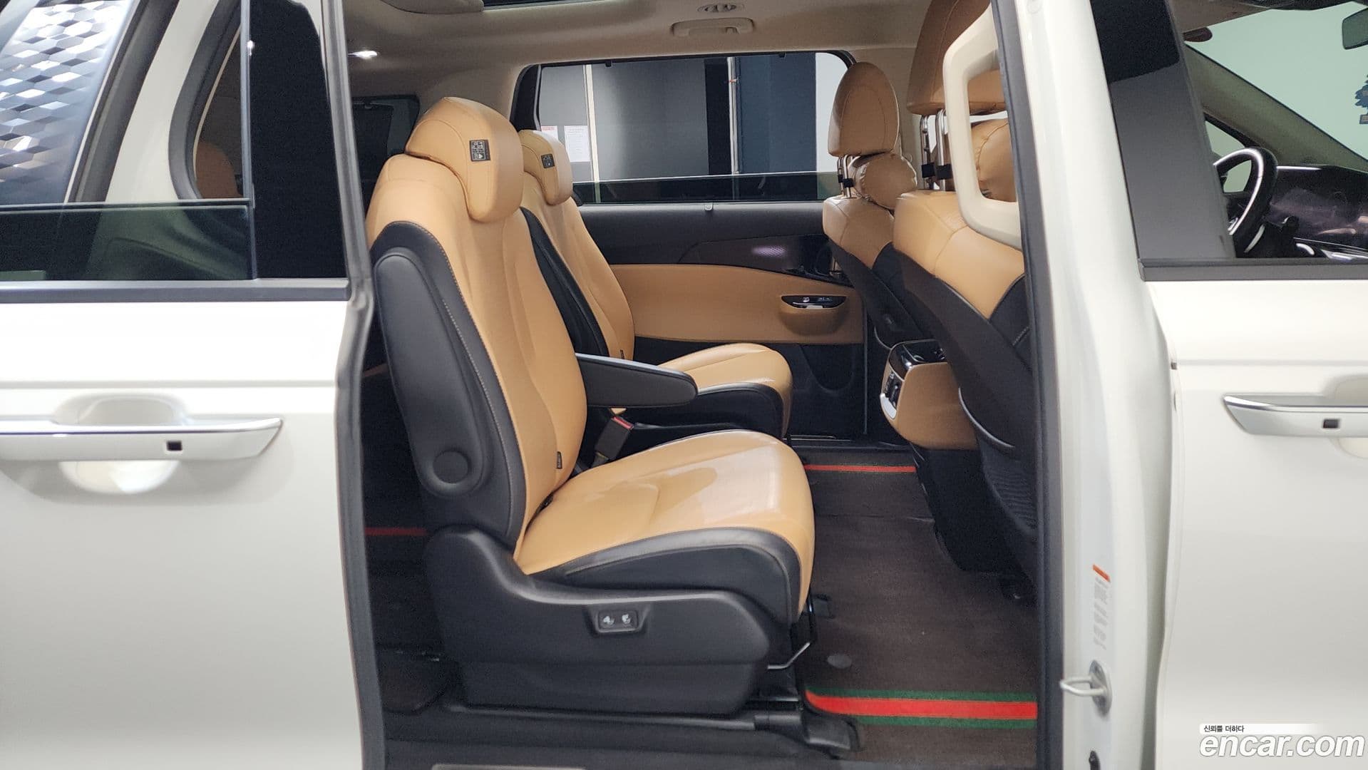 Main__Slider__Photo:Canival Kia 2020.11-10