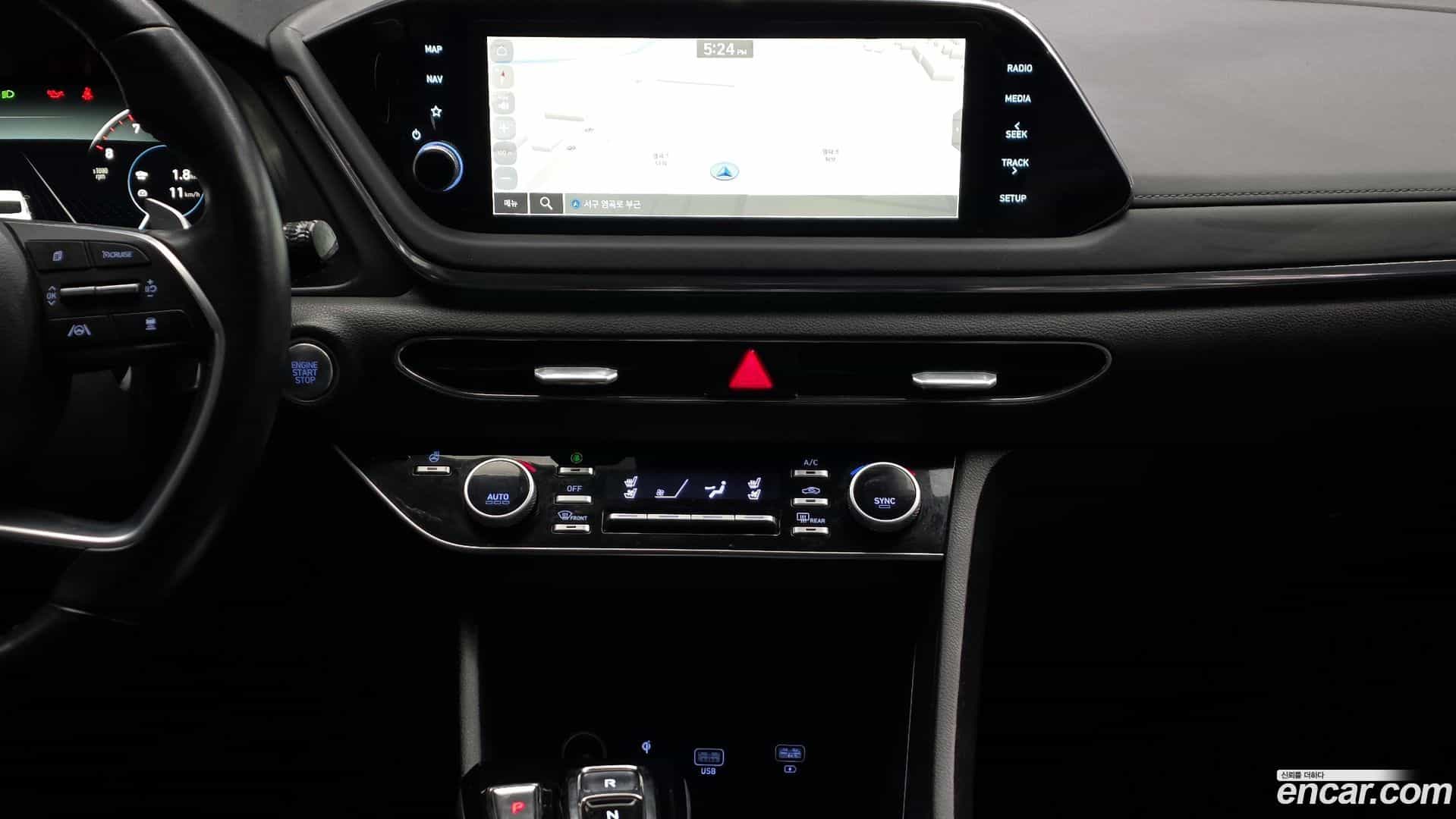 Sonata Hyundai 2022.8-OPTION-017