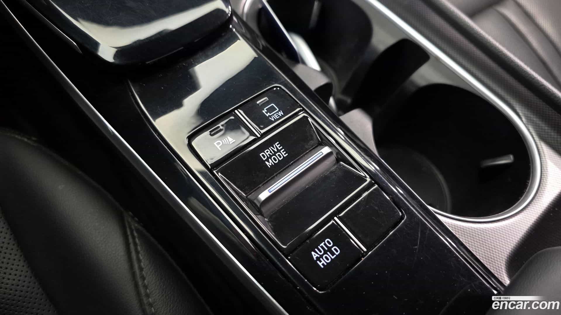 Sonata Hyundai 2022.8-OPTION-043