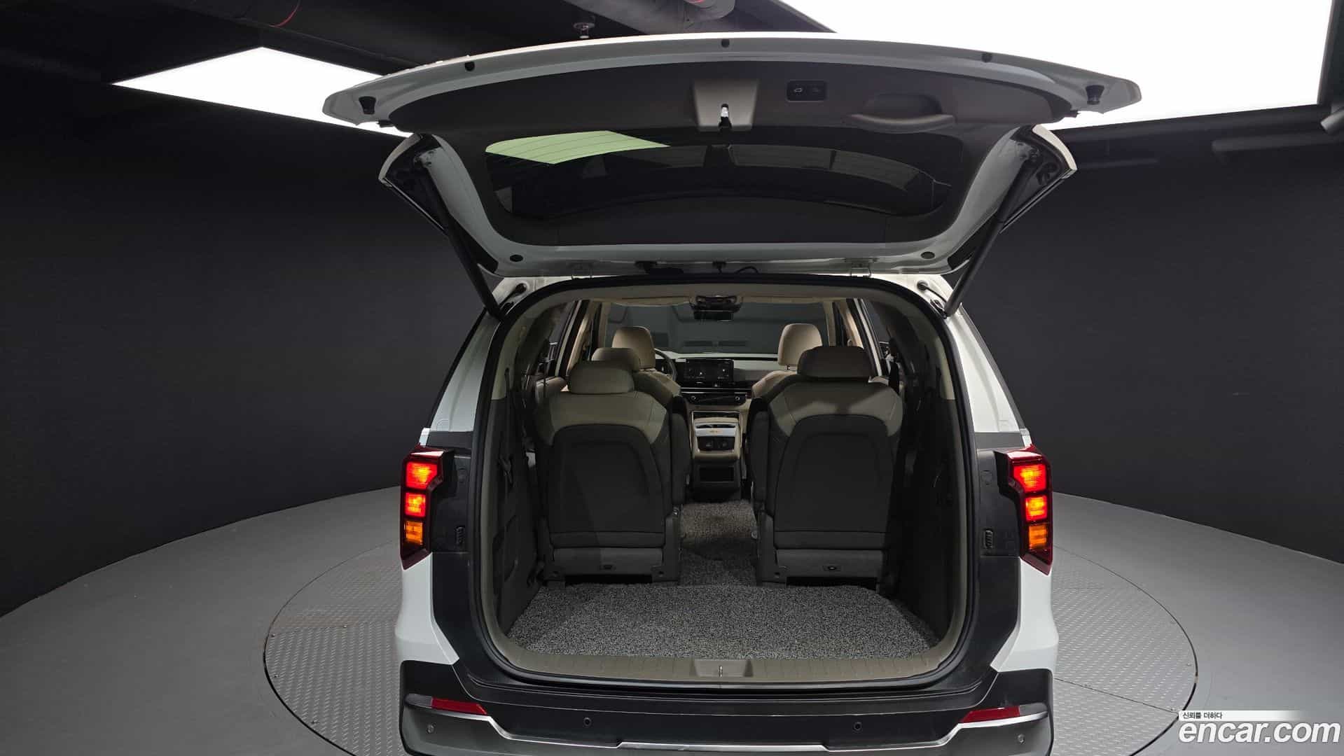 Canival Kia 2024.1-OPTION-024