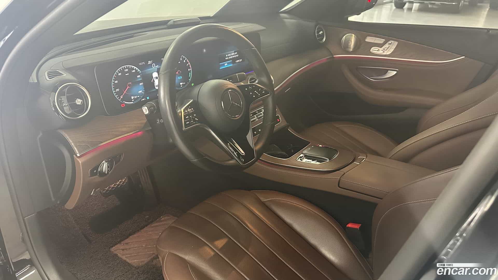 E-Class Mercedes-Benz 2023.1-OPTION-018