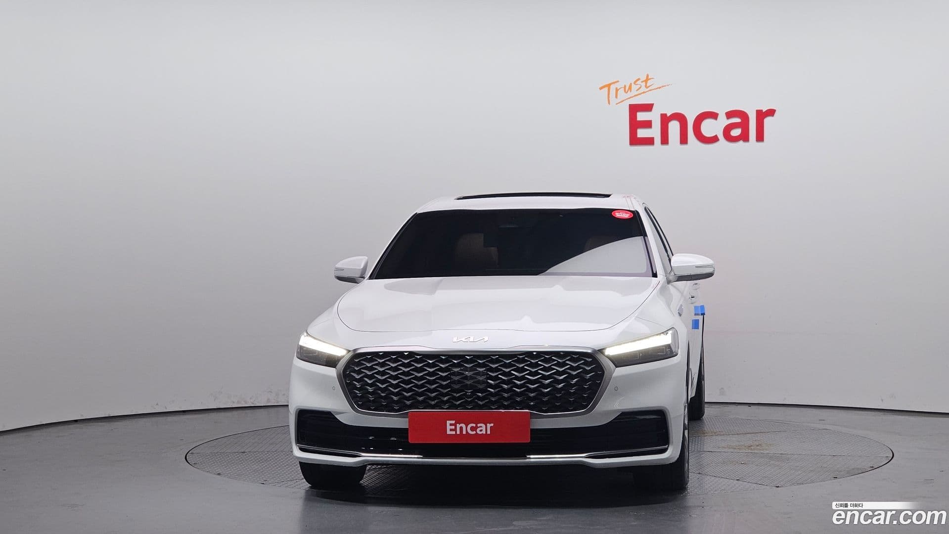 Main__Slider__Photo:K9 Kia 2021.7-2