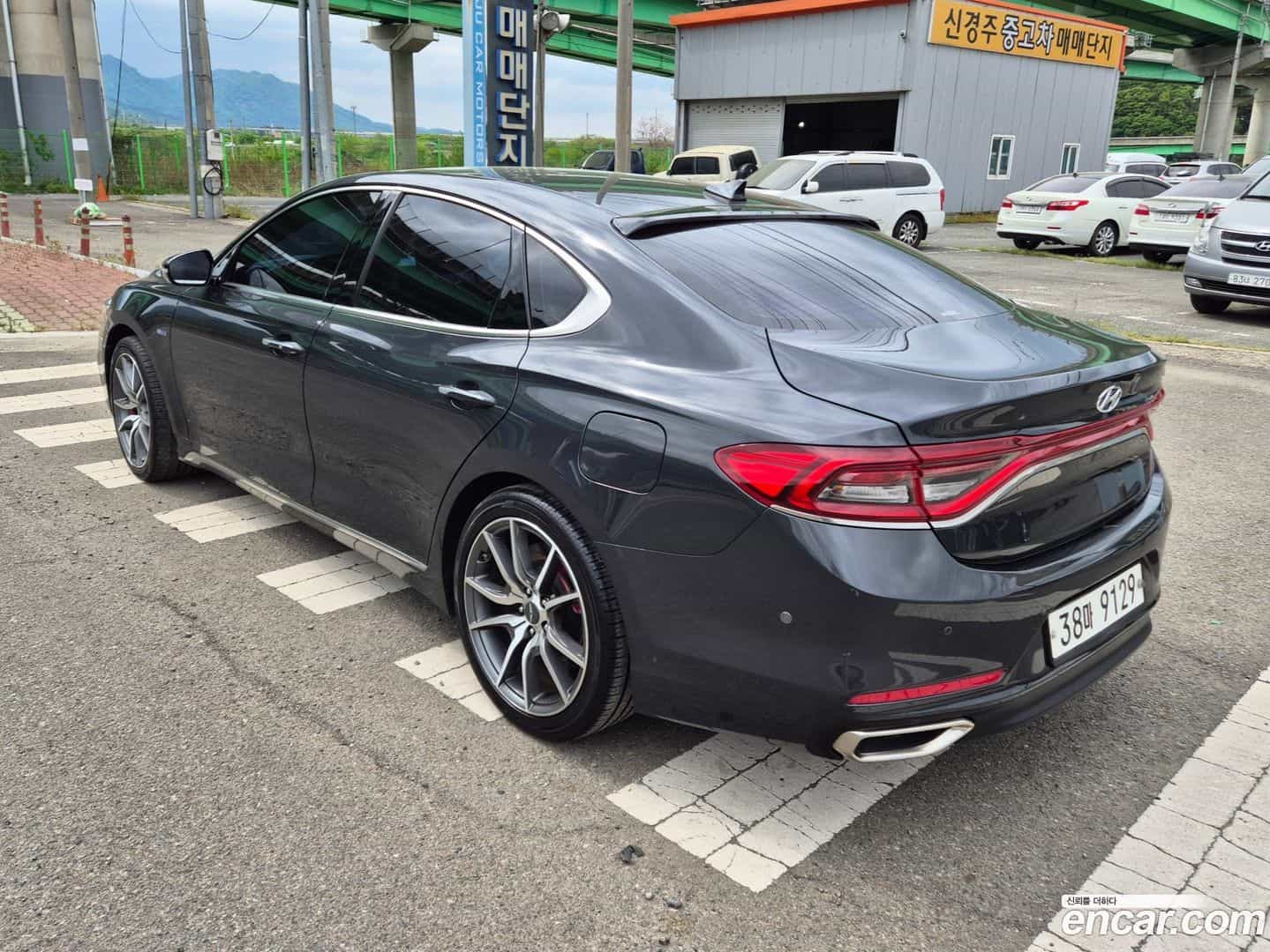 Grandeur Hyundai 2017.8-OUTER-002