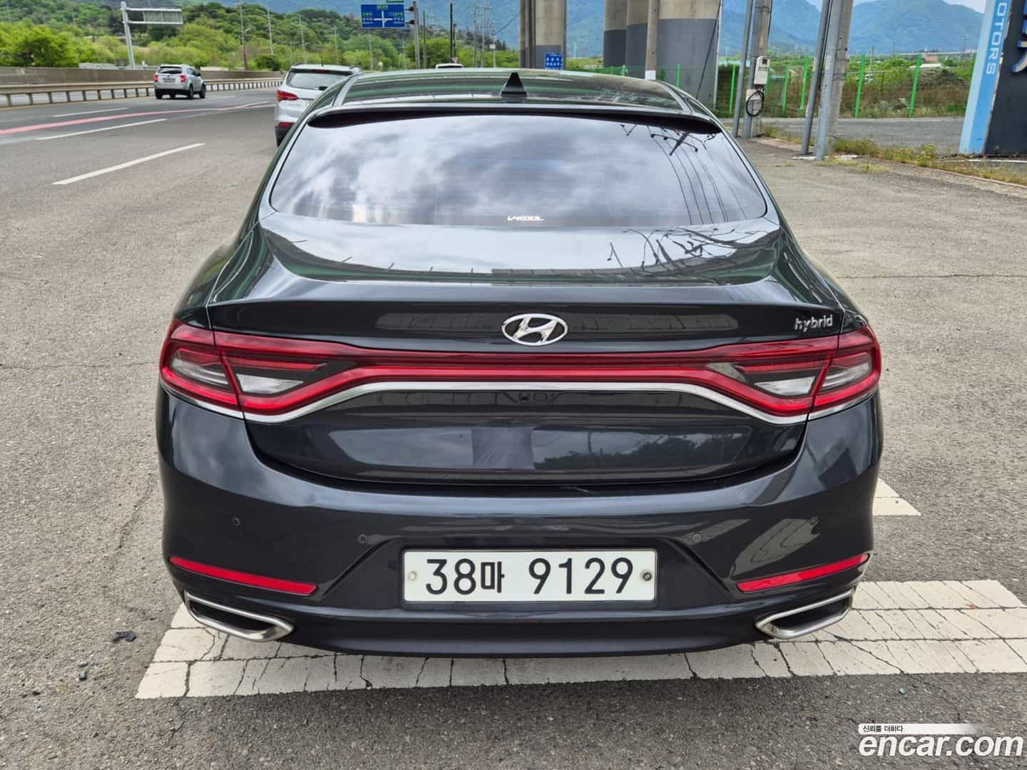 Grandeur Hyundai 2017.8-OUTER-004