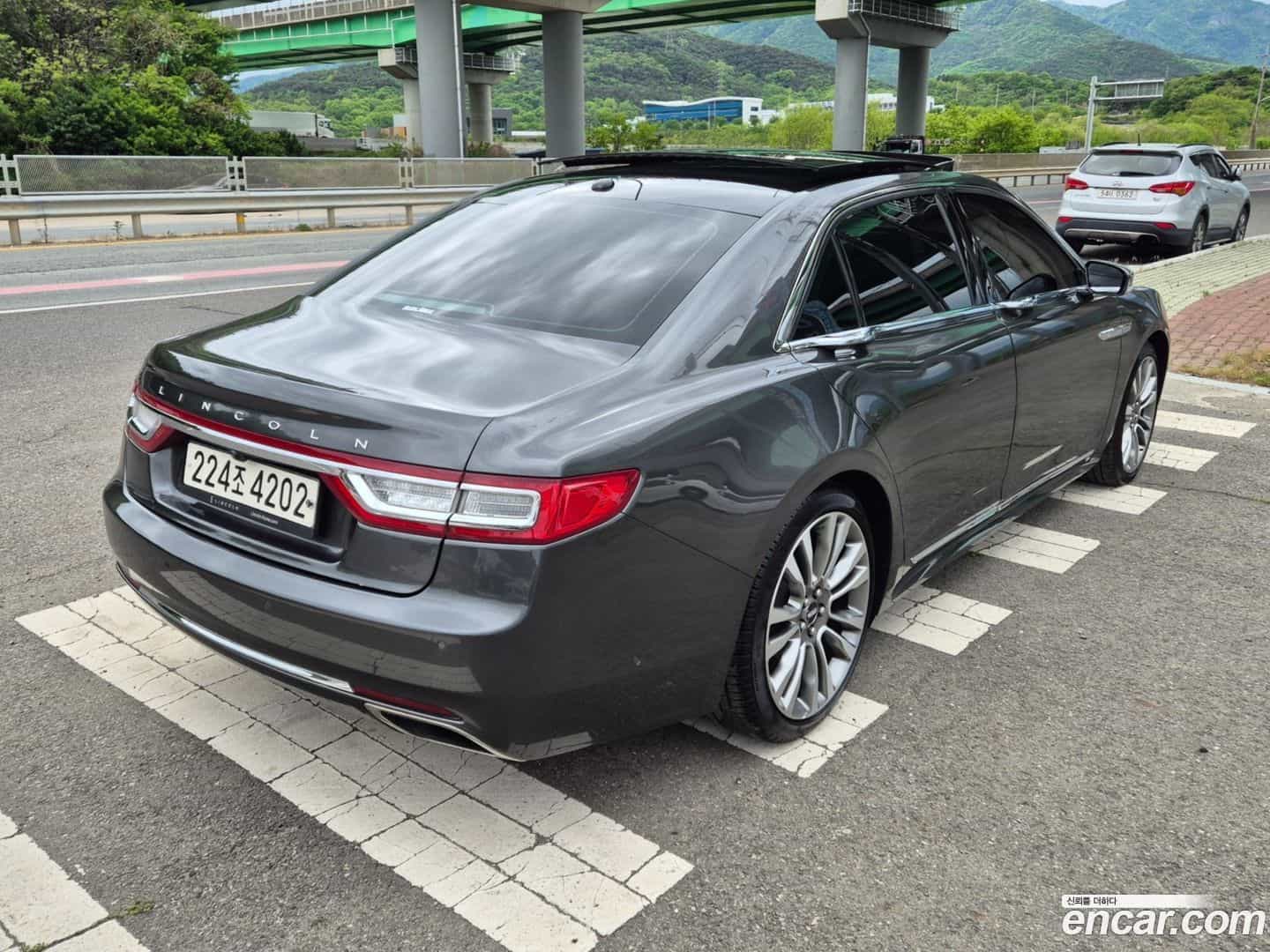 Continental Lincoln 2017.8-OPTION-023