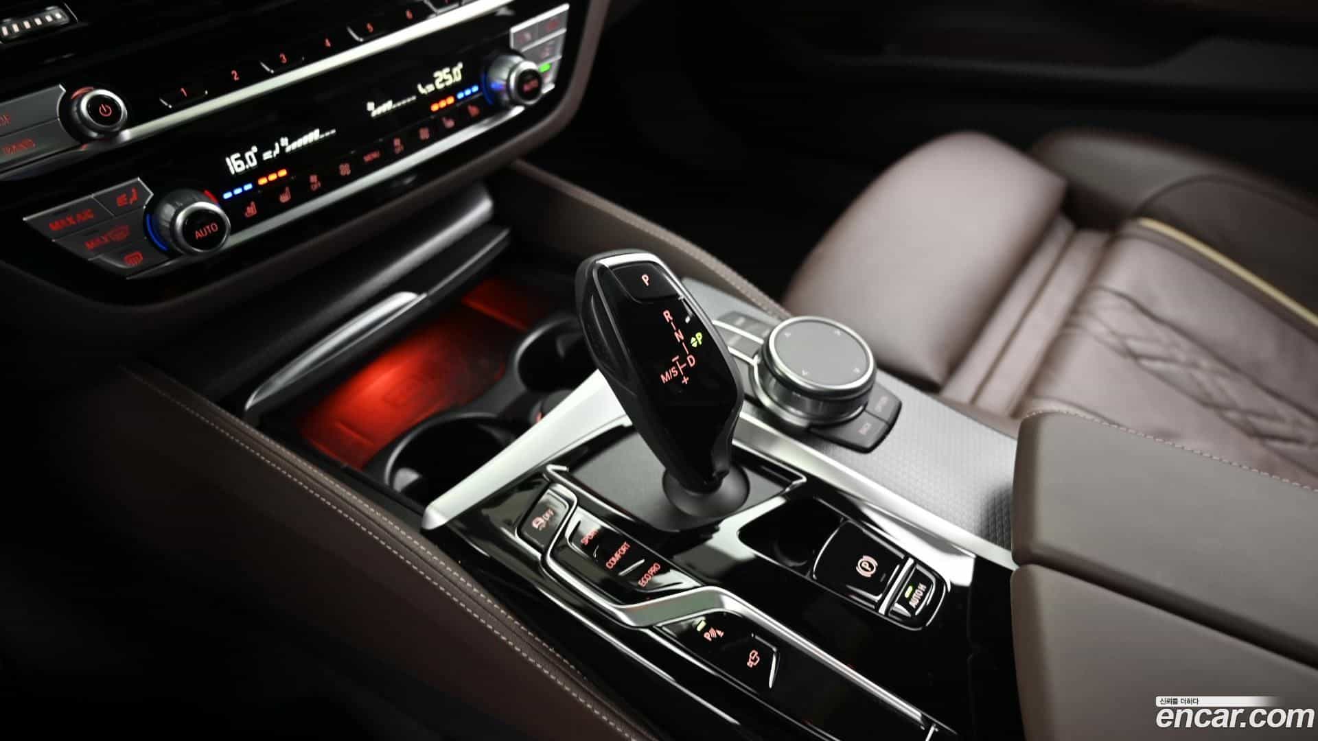 5-Series BMW 2023.5-INNER-009