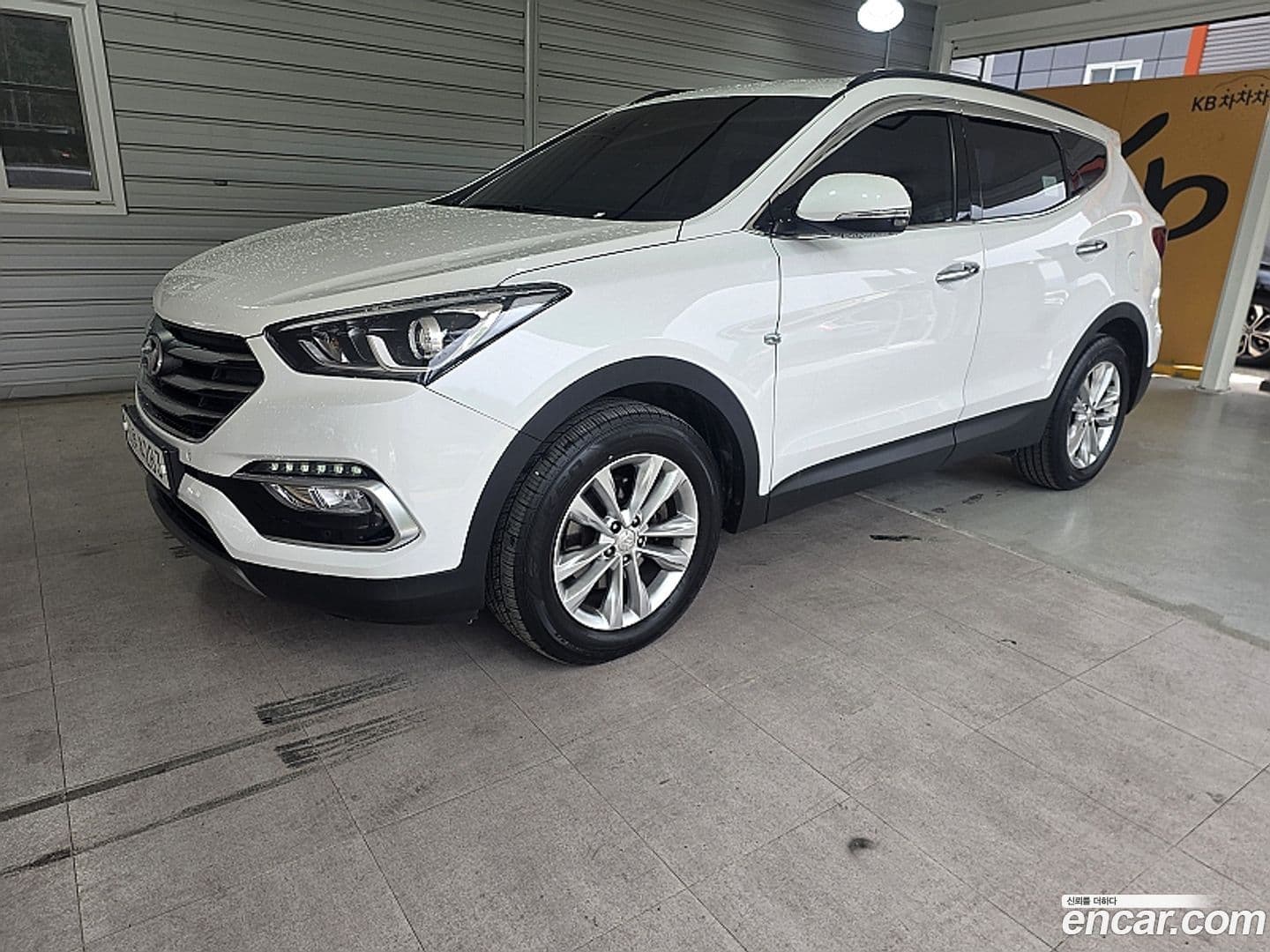 Main__Slider__Photo:Santafe Hyundai 2018.0-0