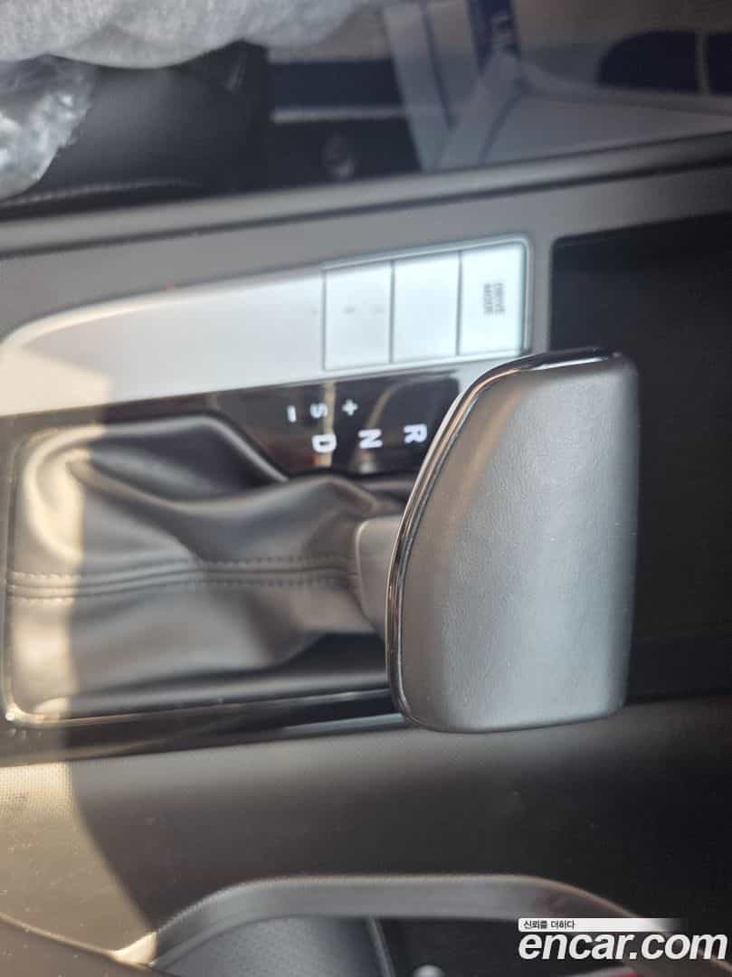 AVANTE Hyundai 2020.6-OPTION-017