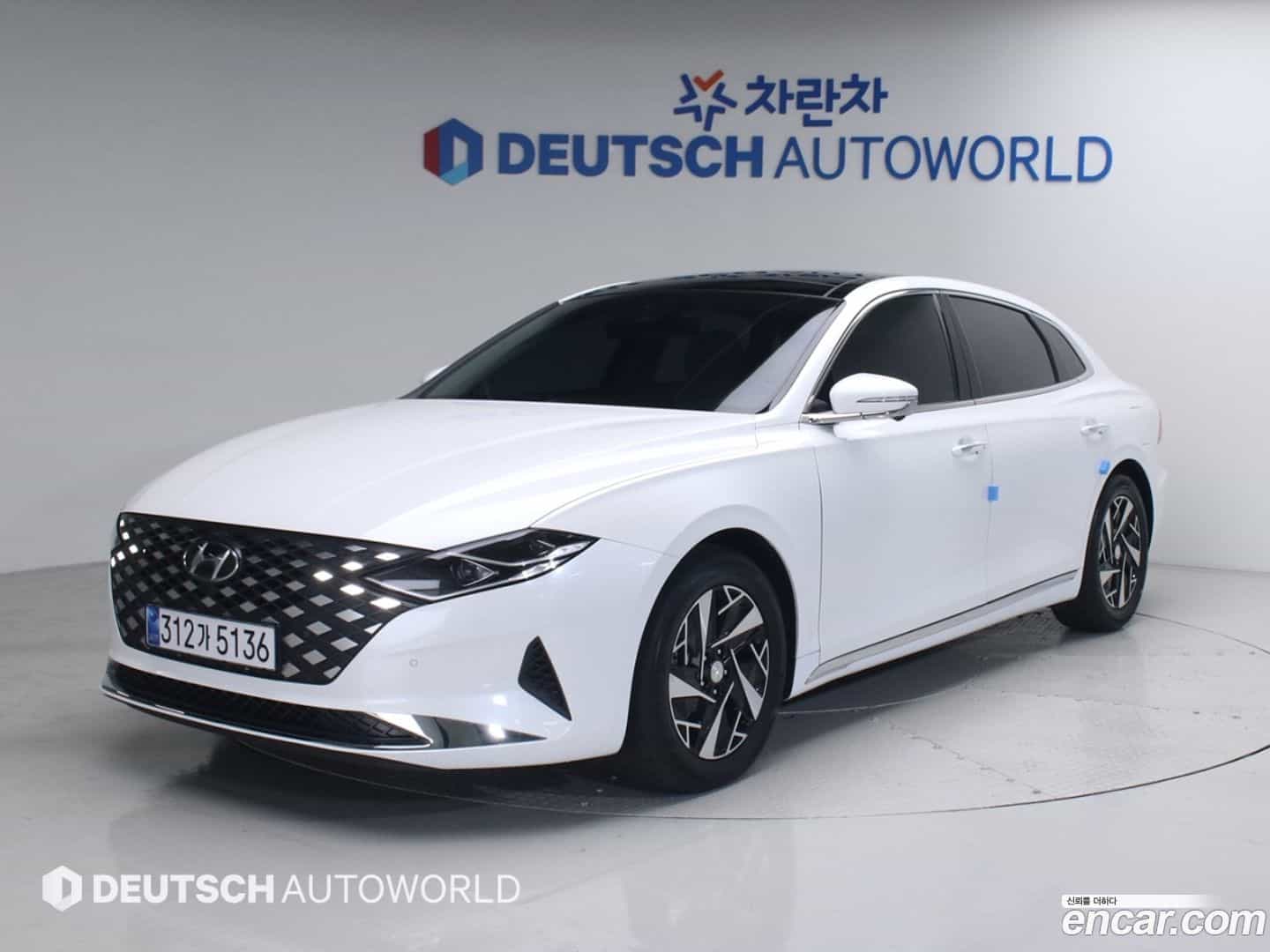 Grandeur Hyundai 2022.2-OUTER-001