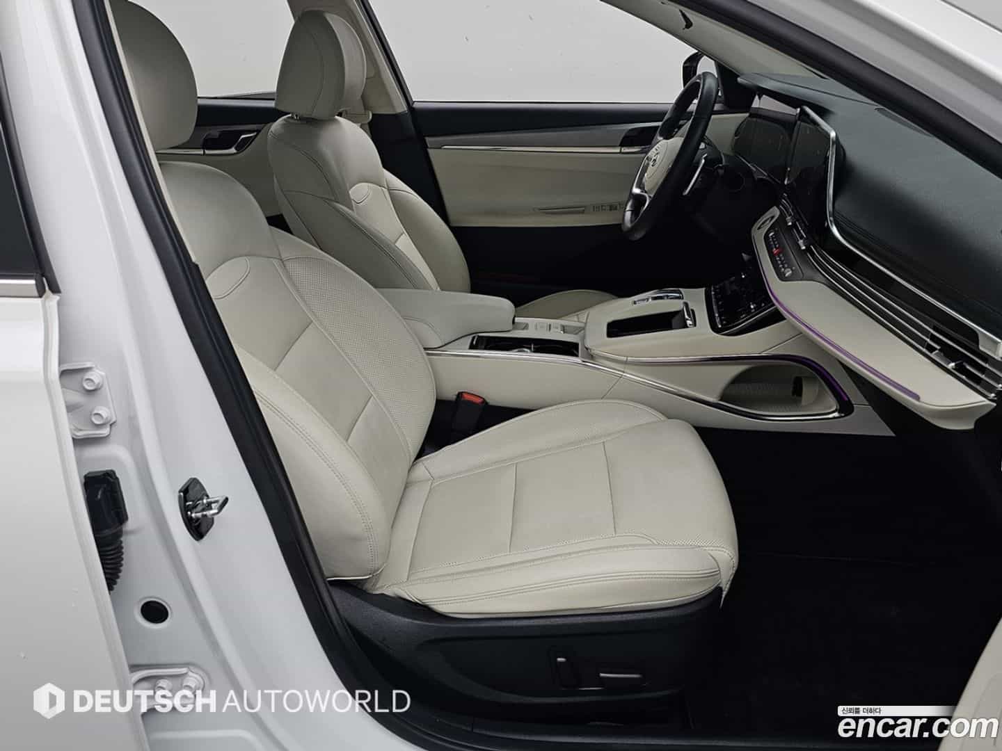 Grandeur Hyundai 2022.2-INNER-010