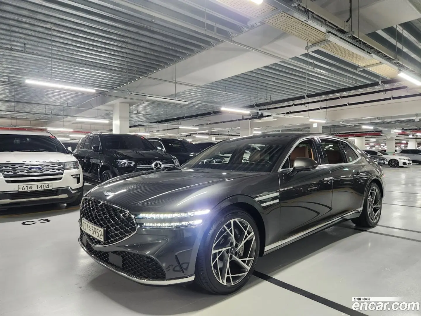 Main__Slider__Photo:G90 Genesis 2022.11-0