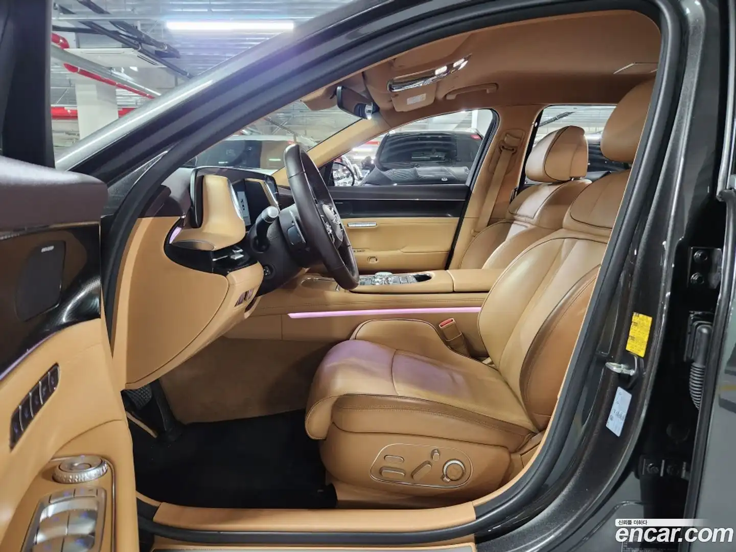 G90 Genesis 2022.11-INNER-008