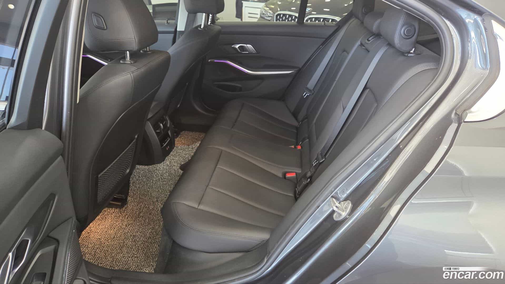 3-Series BMW 2021.4-OPTION-015
