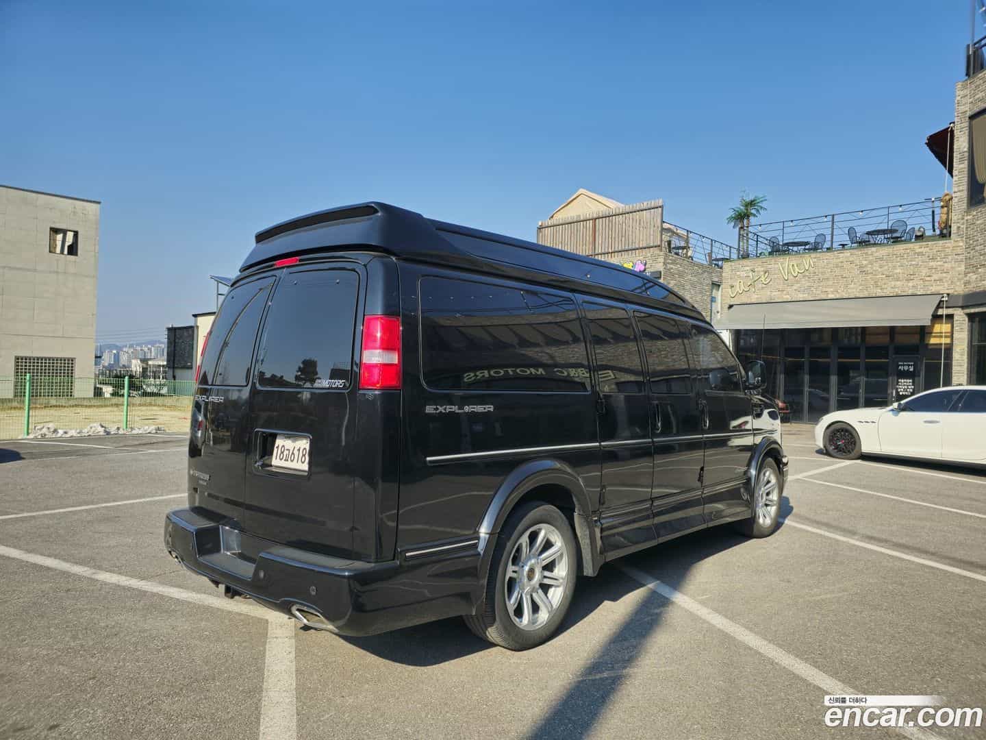 Express Van Chevrolet 2016.4-OUTER-004