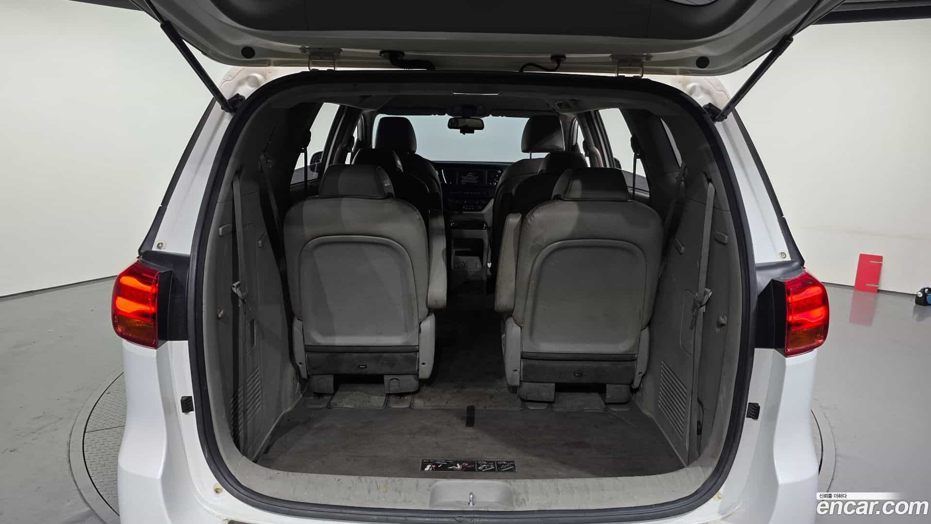Canival Kia 2018.4-OPTION-024