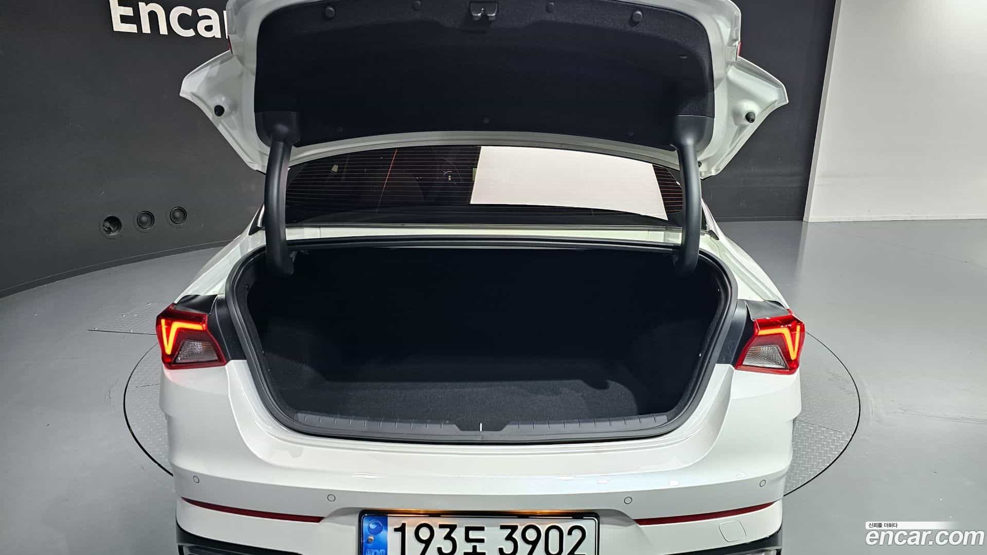 K5 Kia 2022.6-OPTION-041