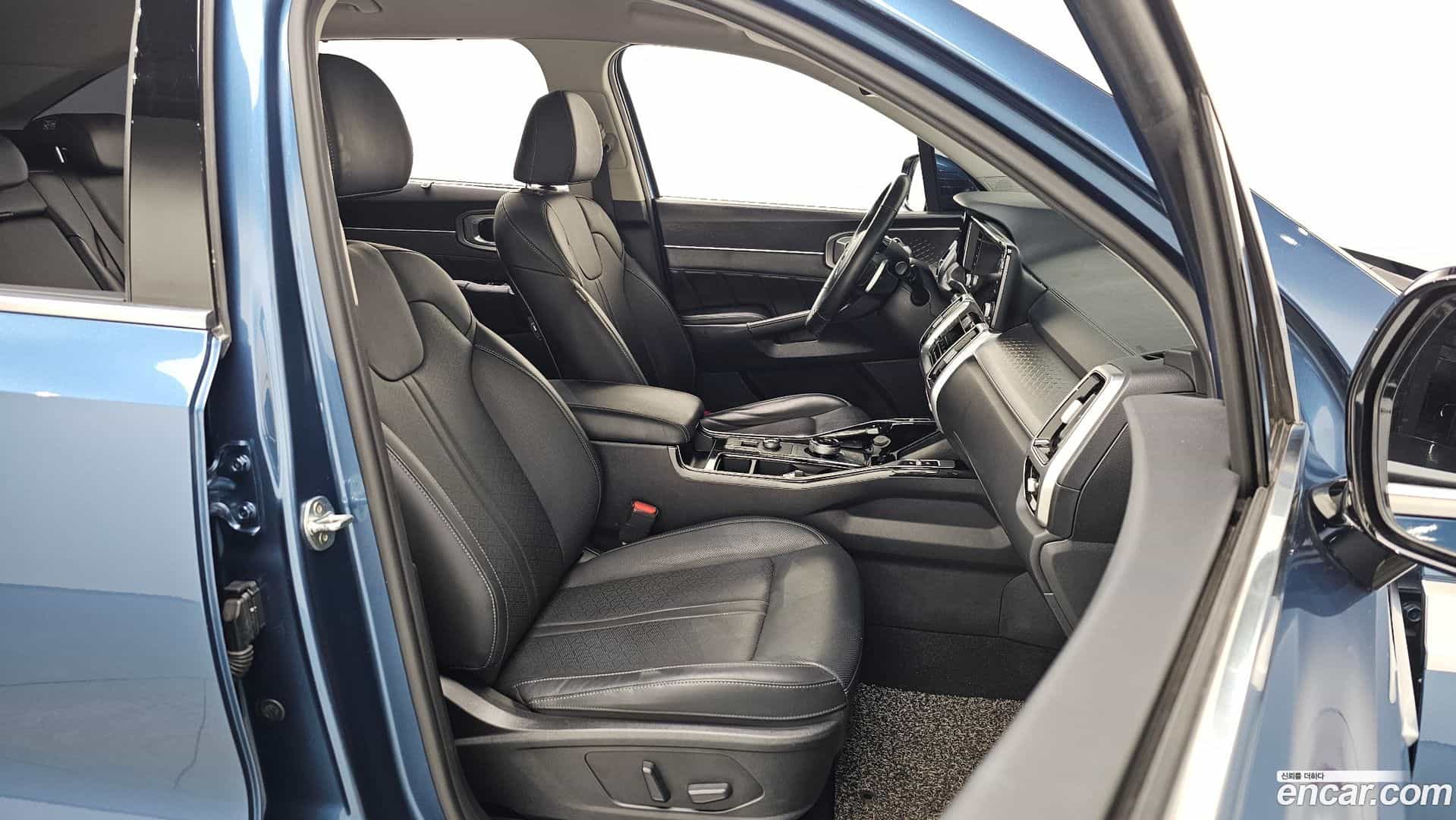 Sorento Kia 2021.2-INNER-036