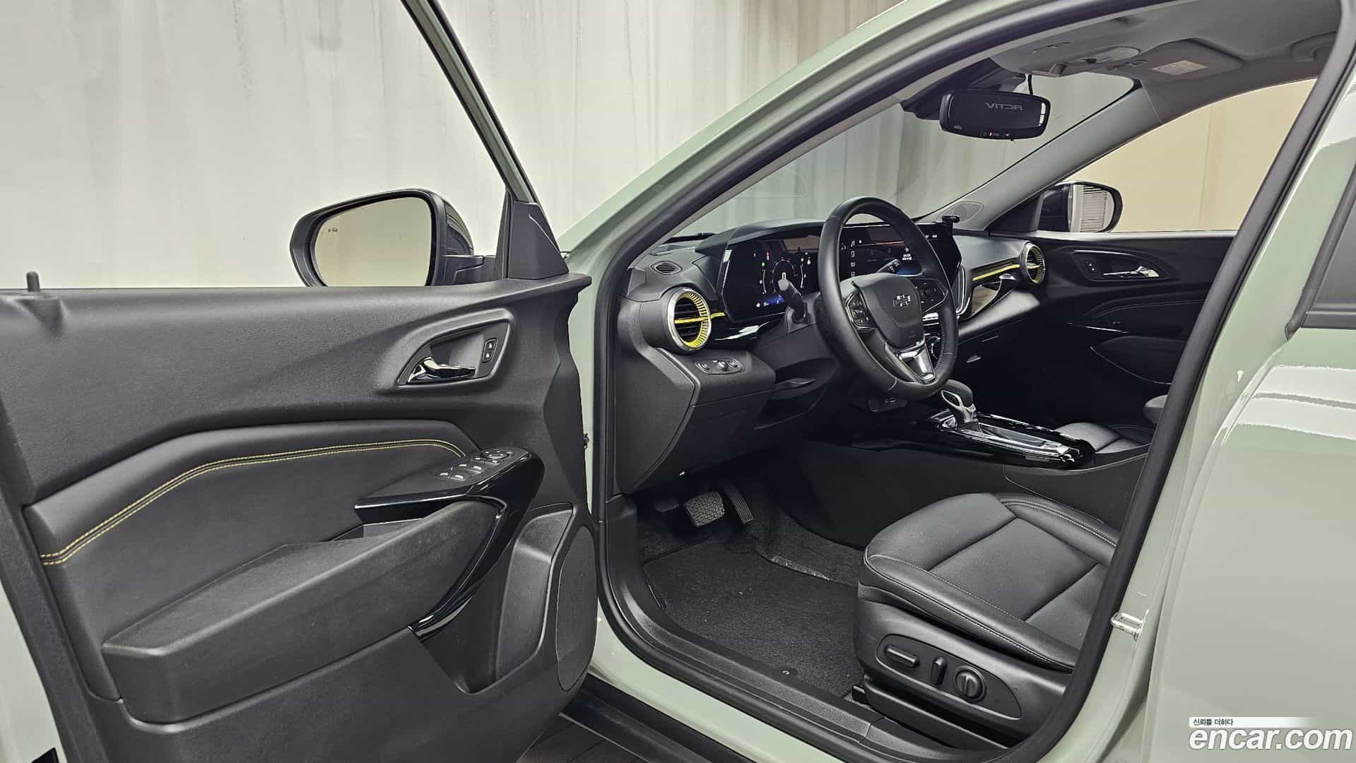 Trax Chevrolet 2023.10-INNER-010