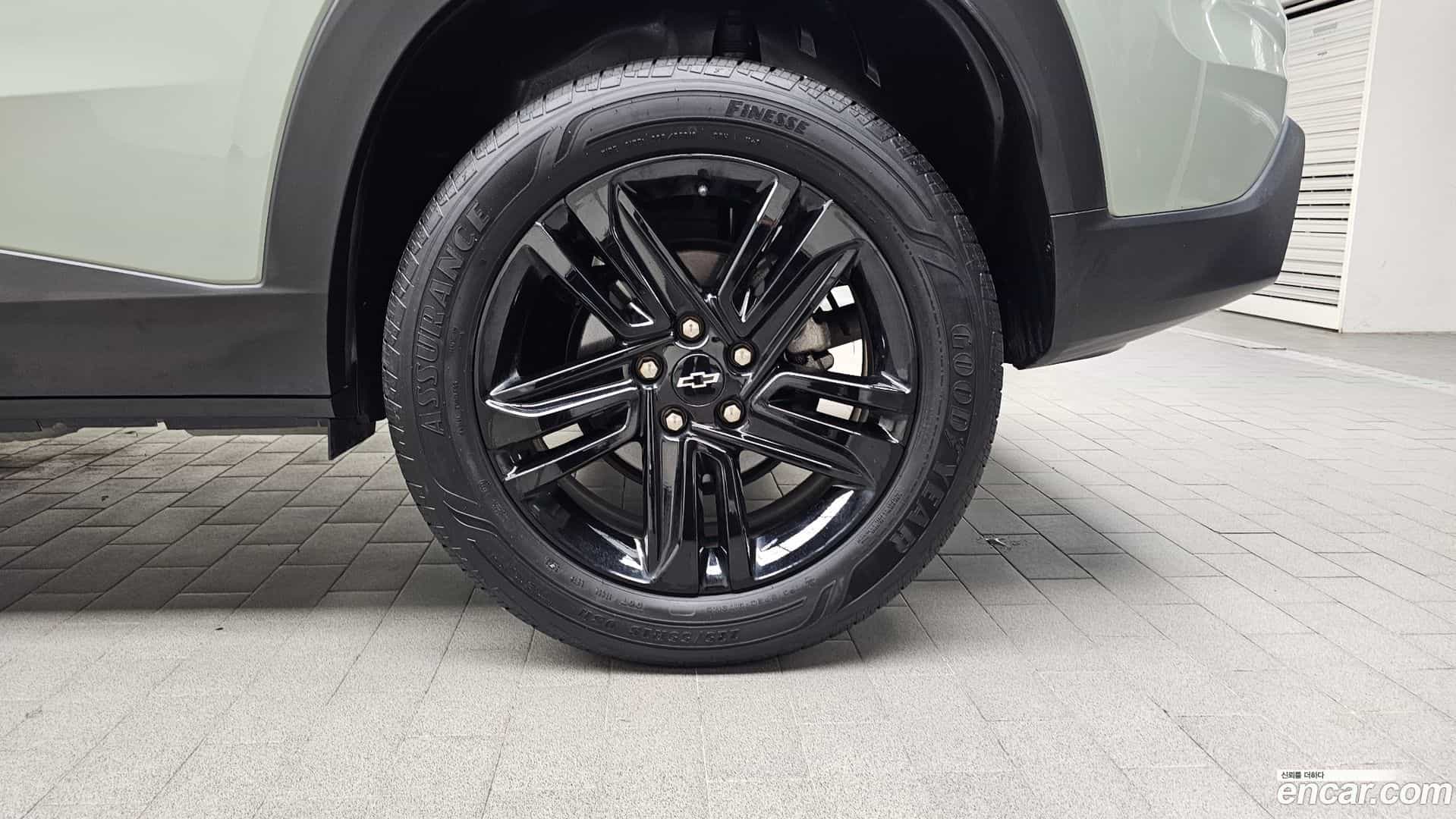 Trax Chevrolet 2023.10-OUTER-031