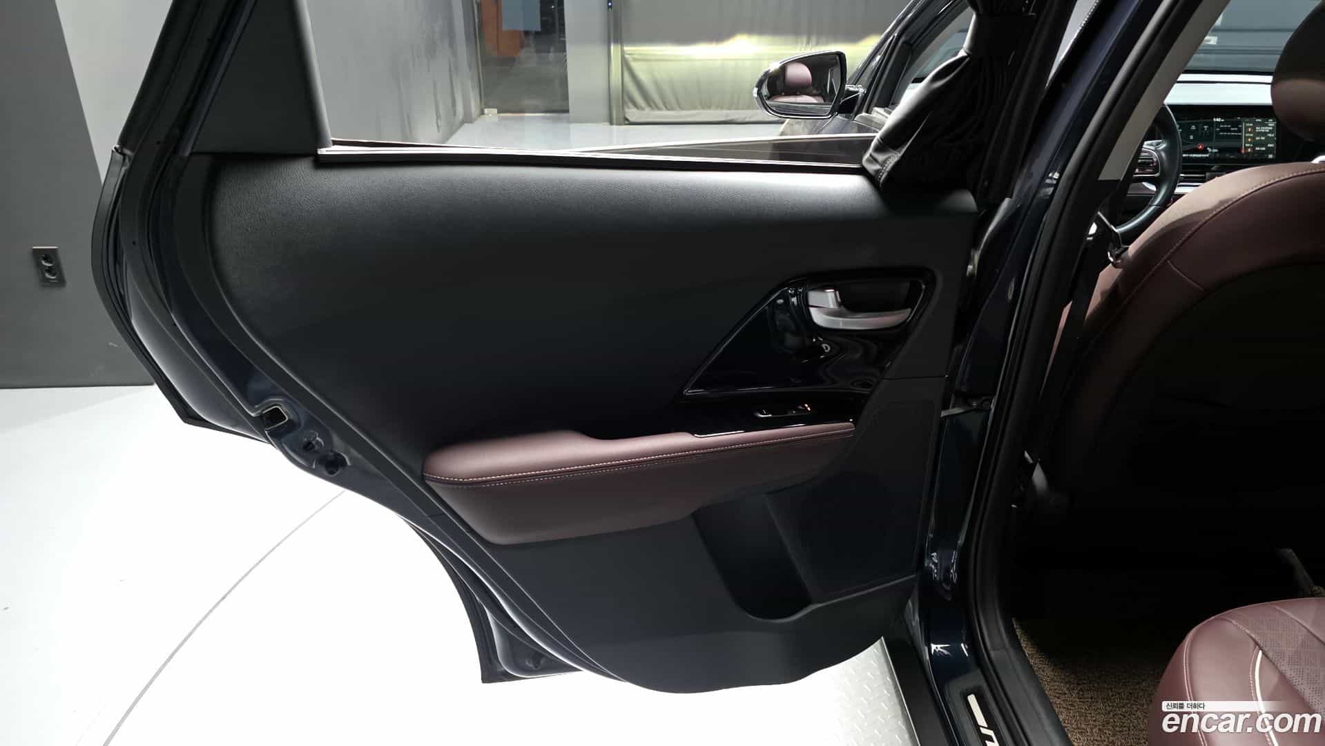 Niro Kia 2020.1-INNER-035
