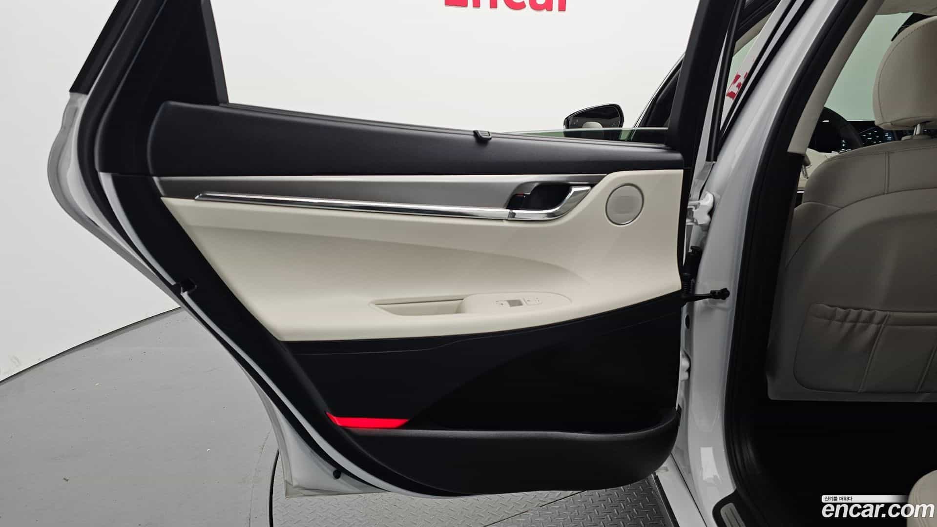 Grandeur Hyundai 2022.5-INNER-035