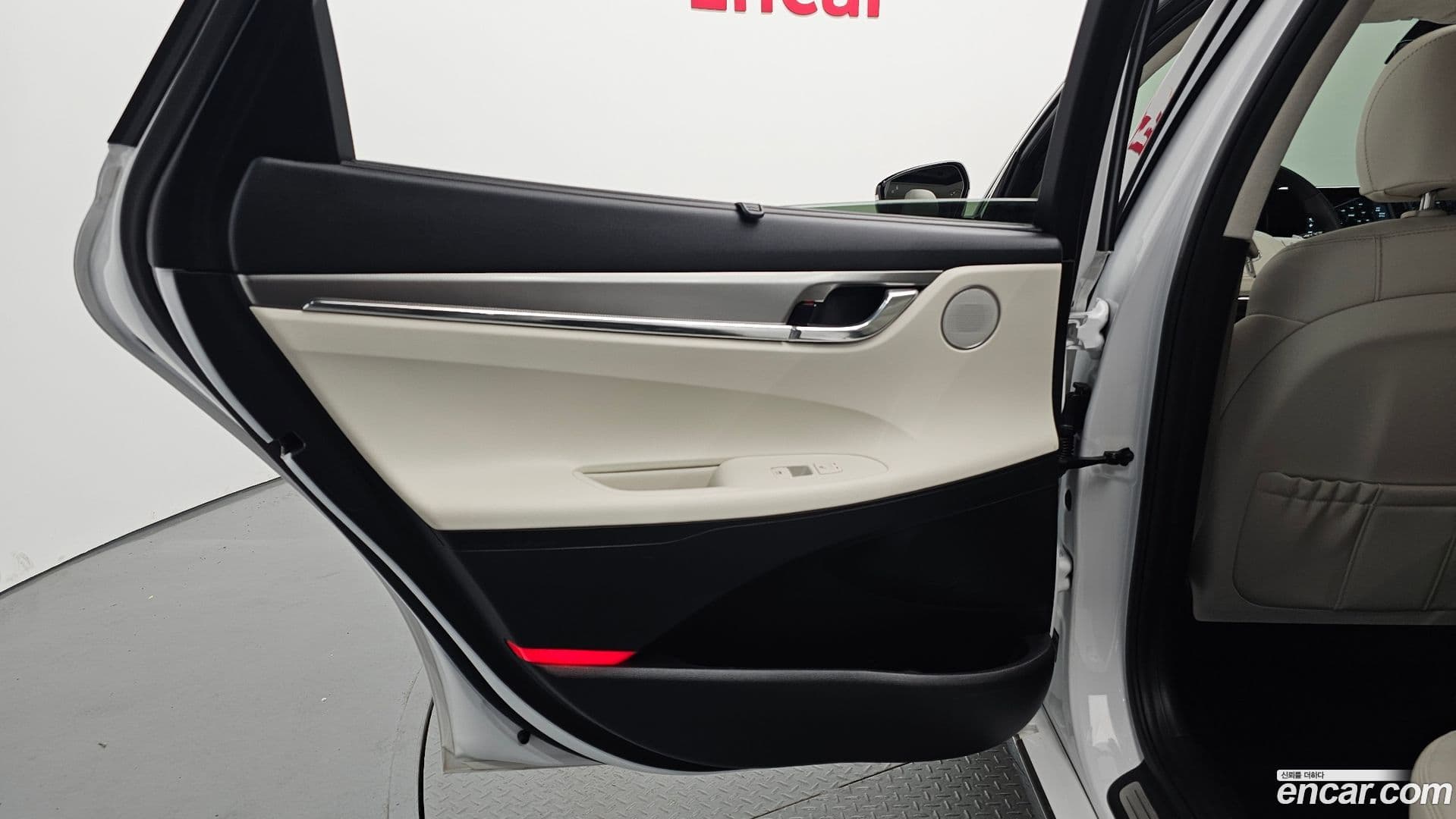 Main__Slider__Photo:Grandeur Hyundai 2022.5-24