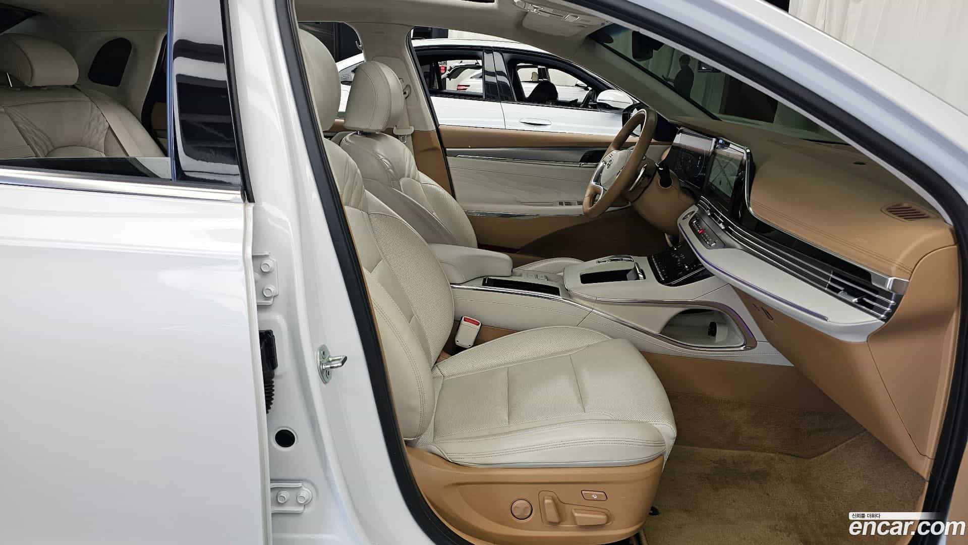 Grandeur Hyundai 2021.3-OPTION-015