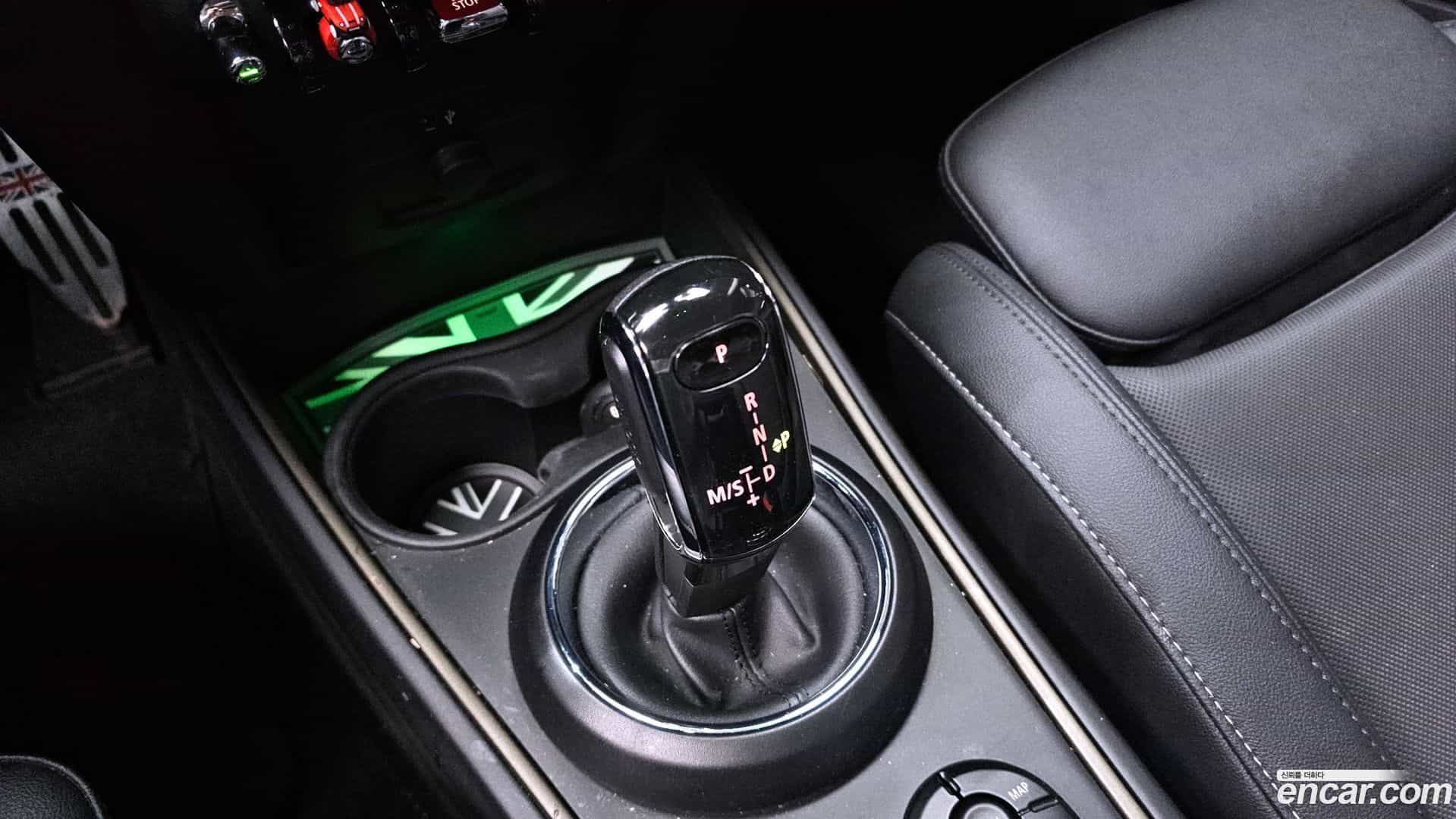 Countryman Mini 2023.2-INNER-009