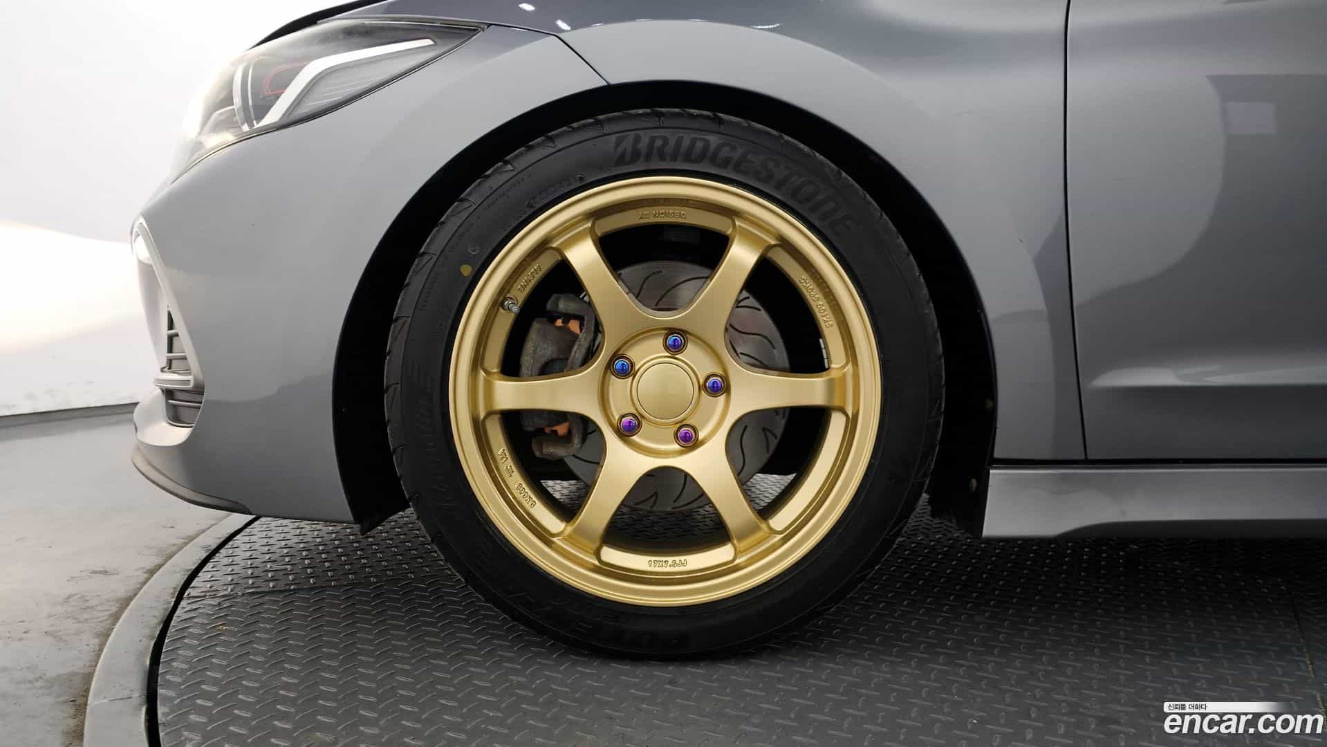 AVANTE Hyundai 2017.7-OUTER-005