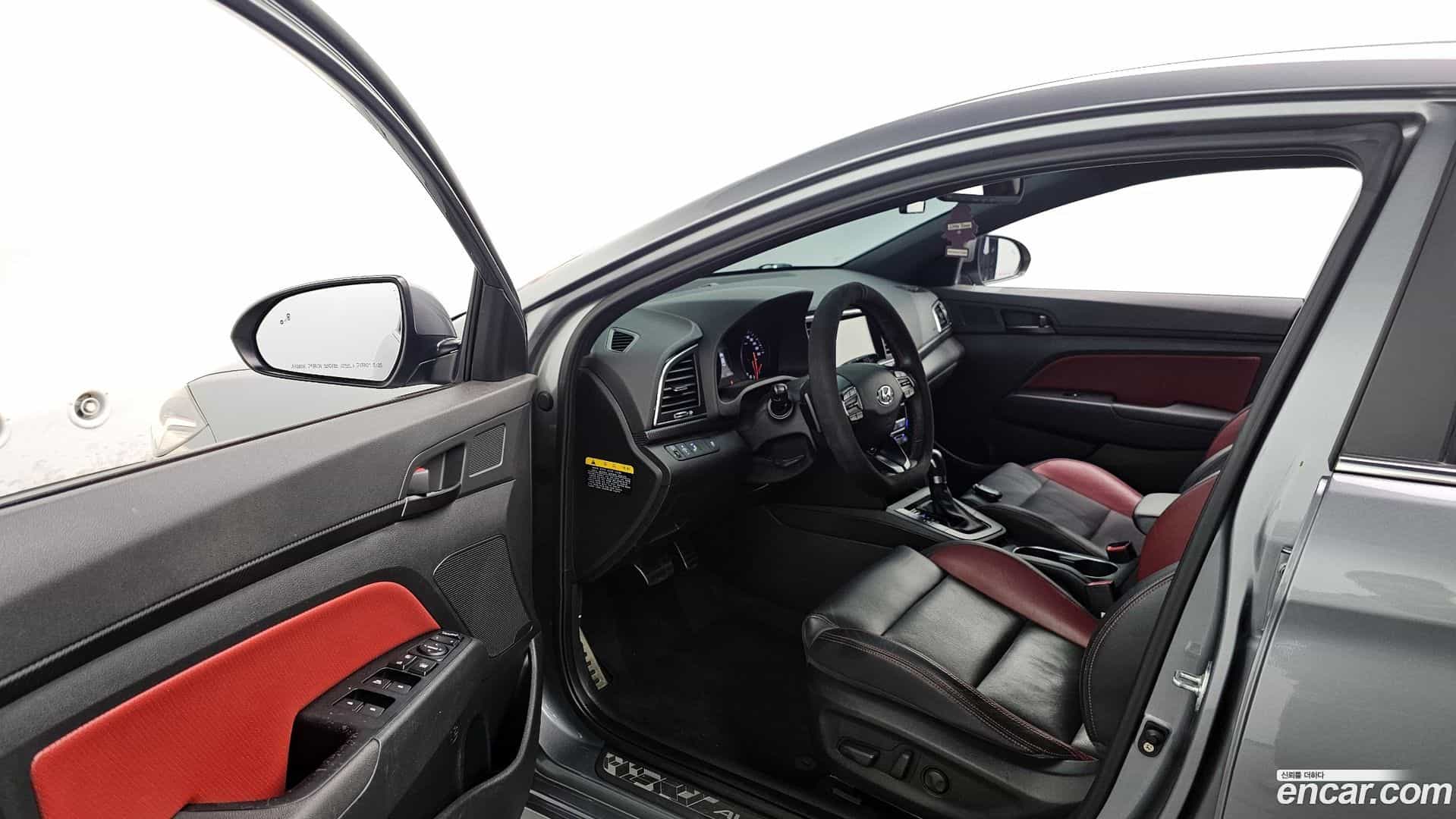 AVANTE Hyundai 2017.7-INNER-010