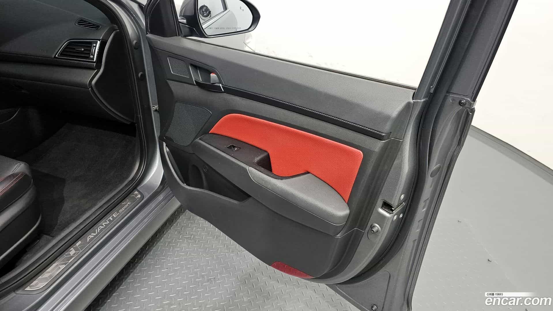 AVANTE Hyundai 2017.7-INNER-034