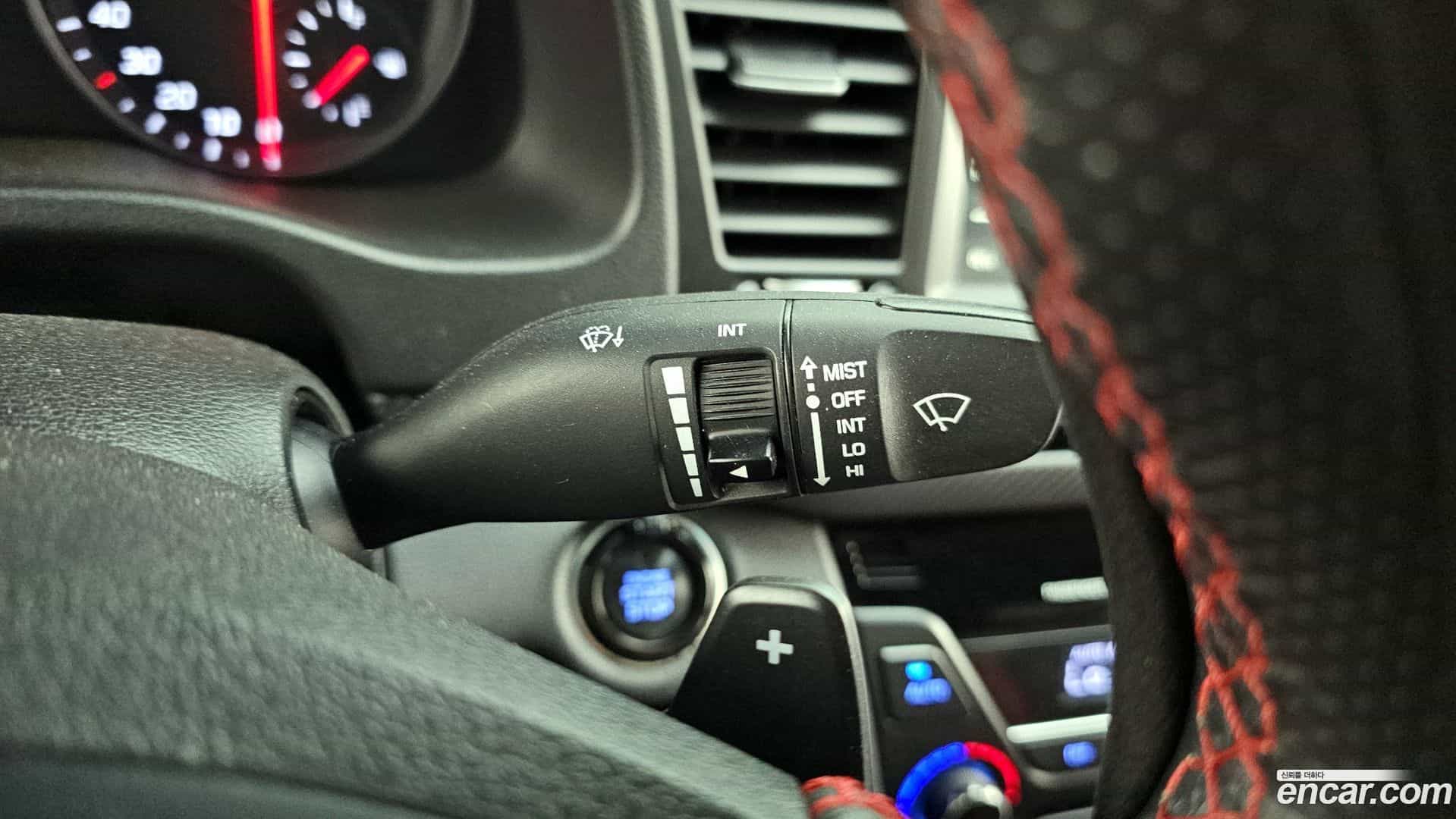 AVANTE Hyundai 2017.7-OPTION-041