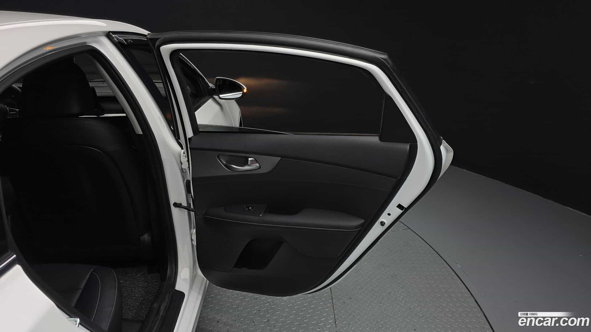 K3 Kia 2019.6-INNER-035