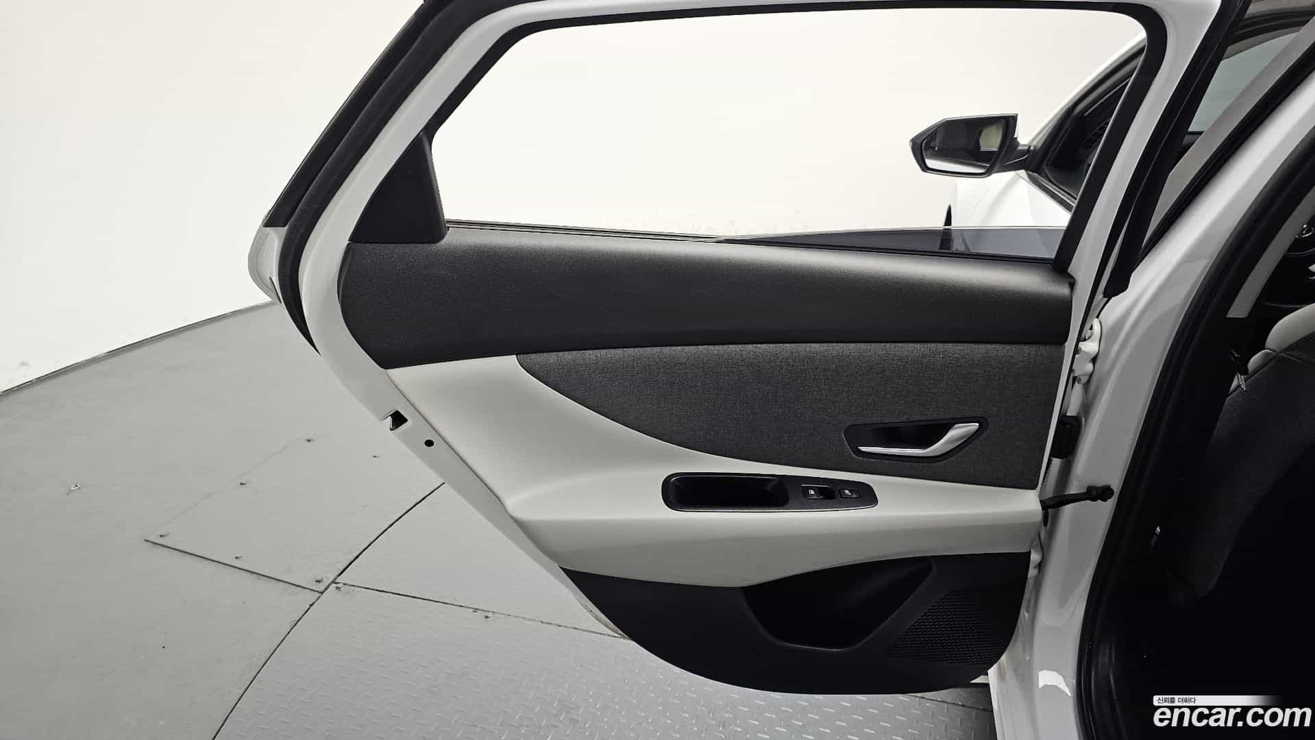 AVANTE Hyundai 2020.5-INNER-035