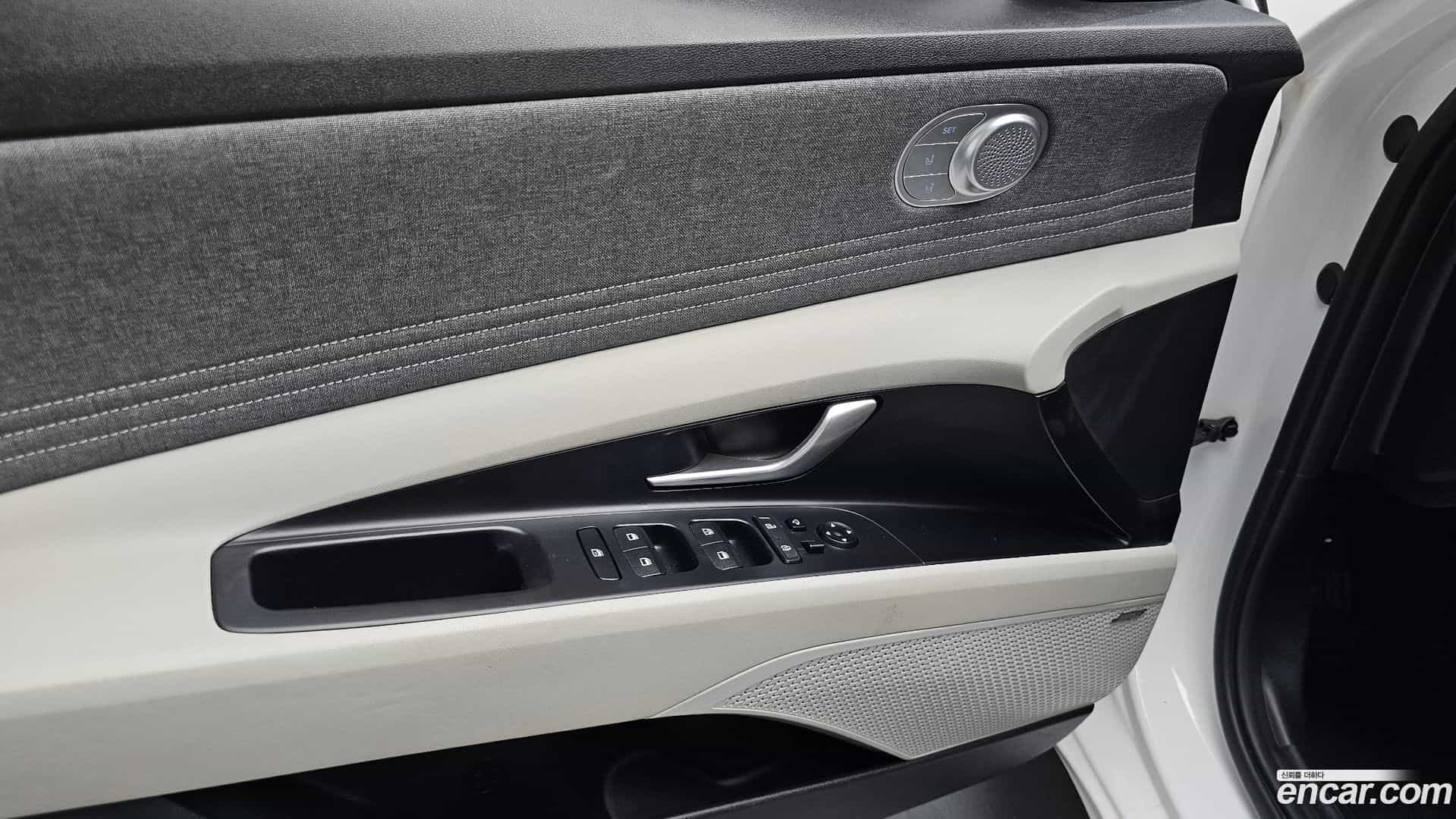 AVANTE Hyundai 2020.5-OPTION-042