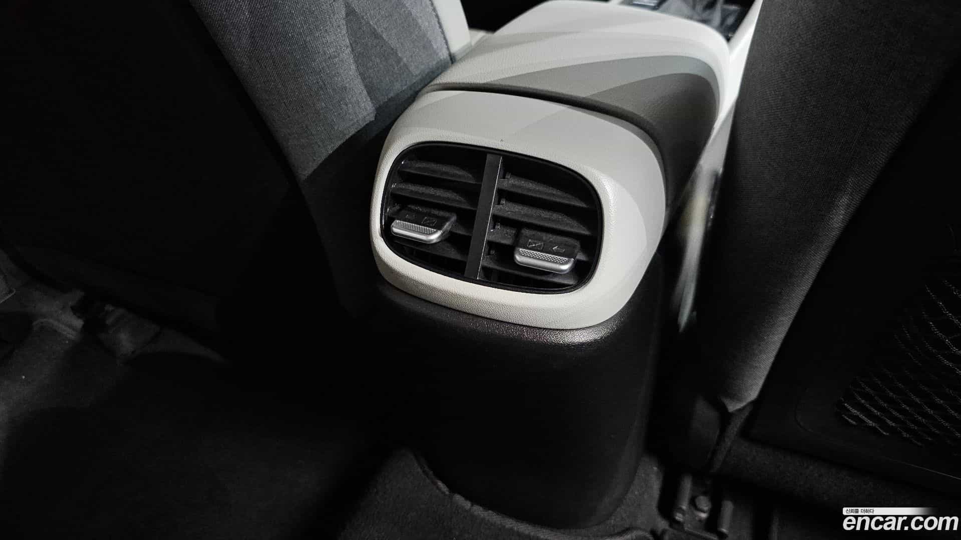 AVANTE Hyundai 2020.5-OPTION-046