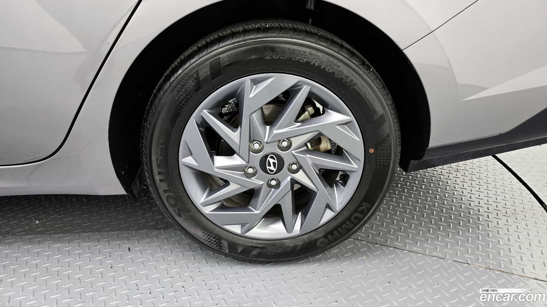 AVANTE Hyundai 2023.10-OUTER-031