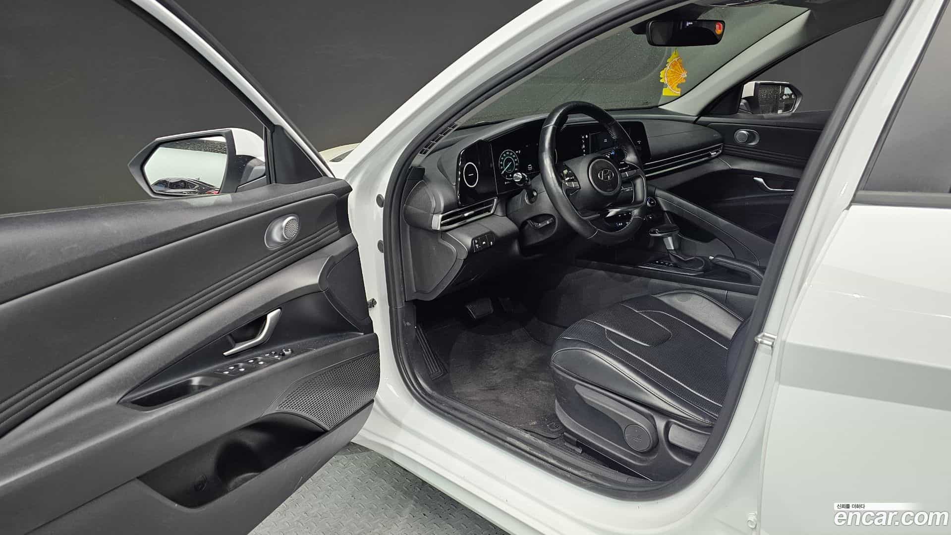 AVANTE Hyundai 2021.6-INNER-010