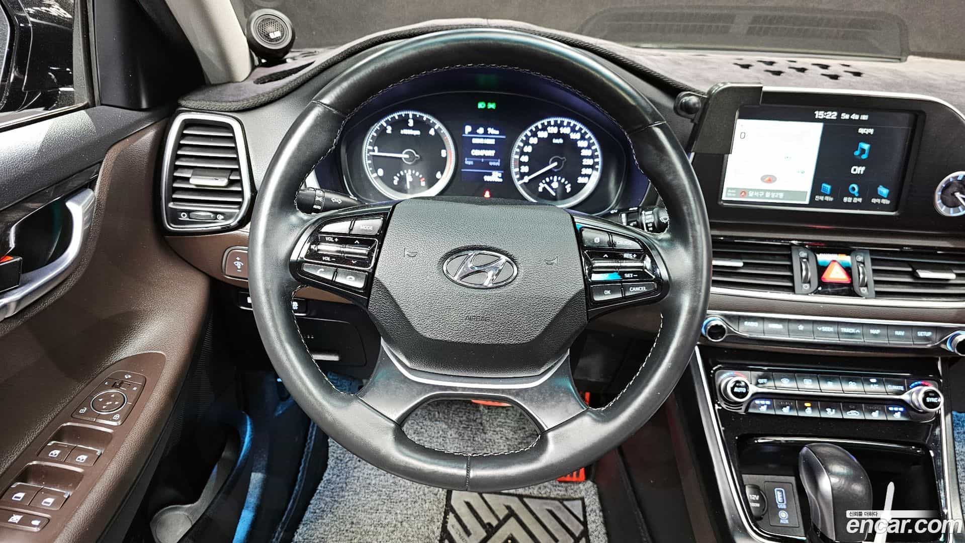 Grandeur Hyundai 2017.9-OPTION-017
