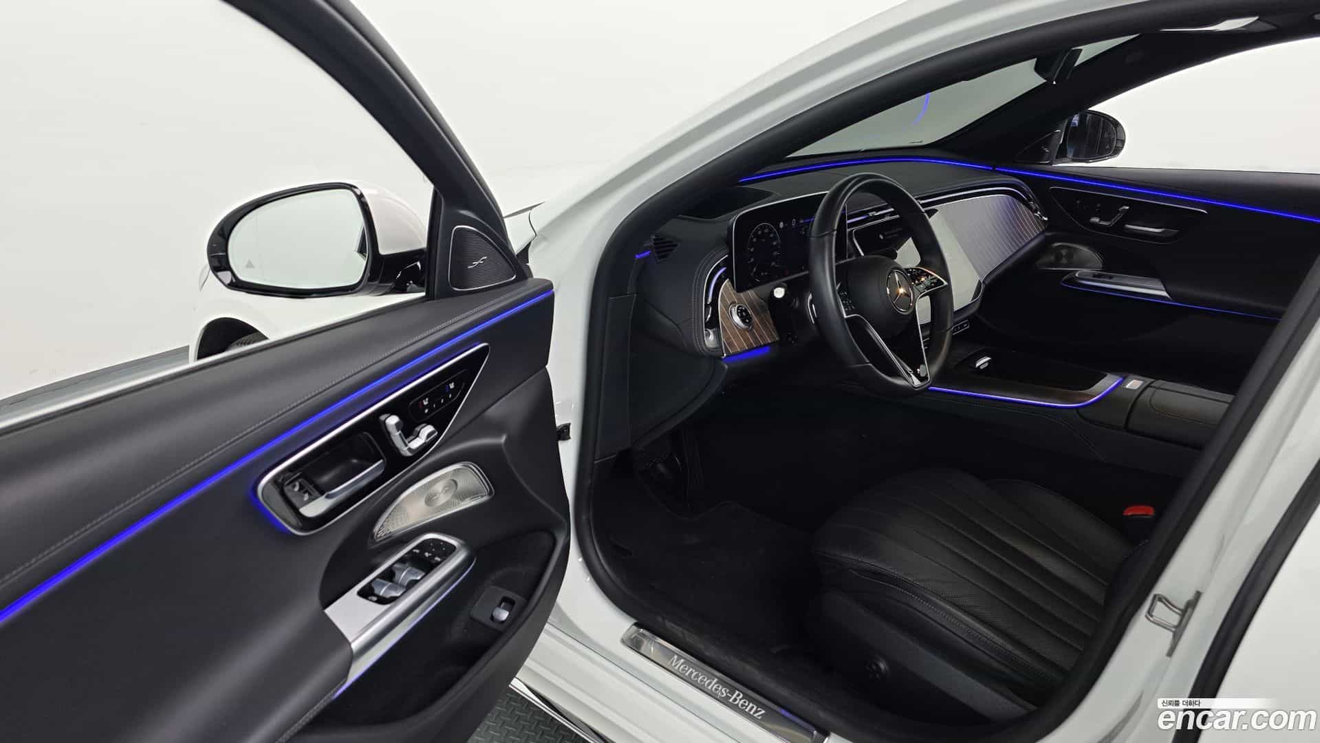 E-Class Mercedes-Benz 2024.7-INNER-010