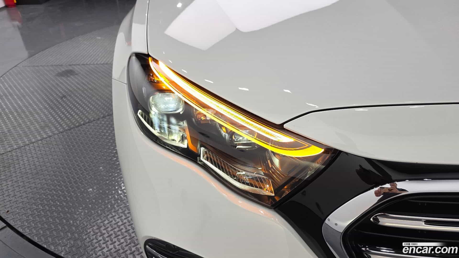 E-Class Mercedes-Benz 2024.7-OUTER-032