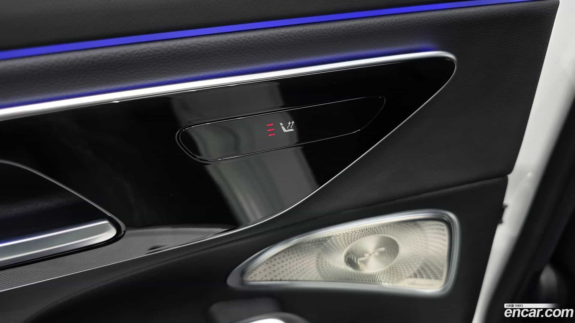 E-Class Mercedes-Benz 2024.7-OPTION-040
