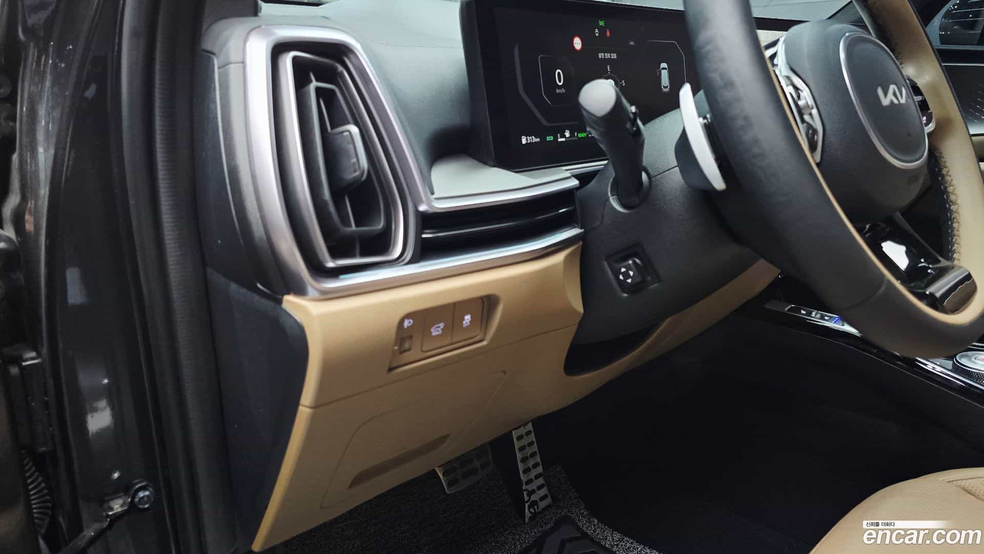 Sorento Kia 2023.8-OPTION-019