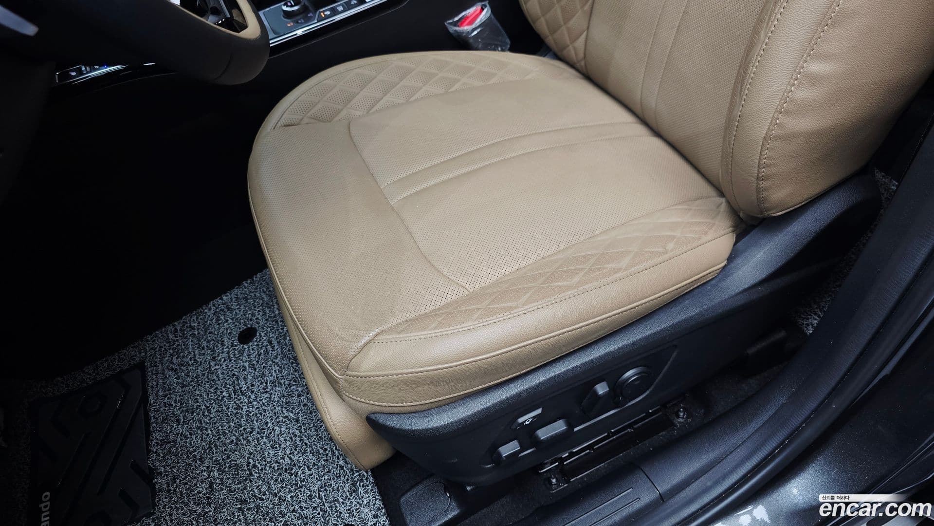 Main__Slider__Photo:Sorento Kia 2023.8-27