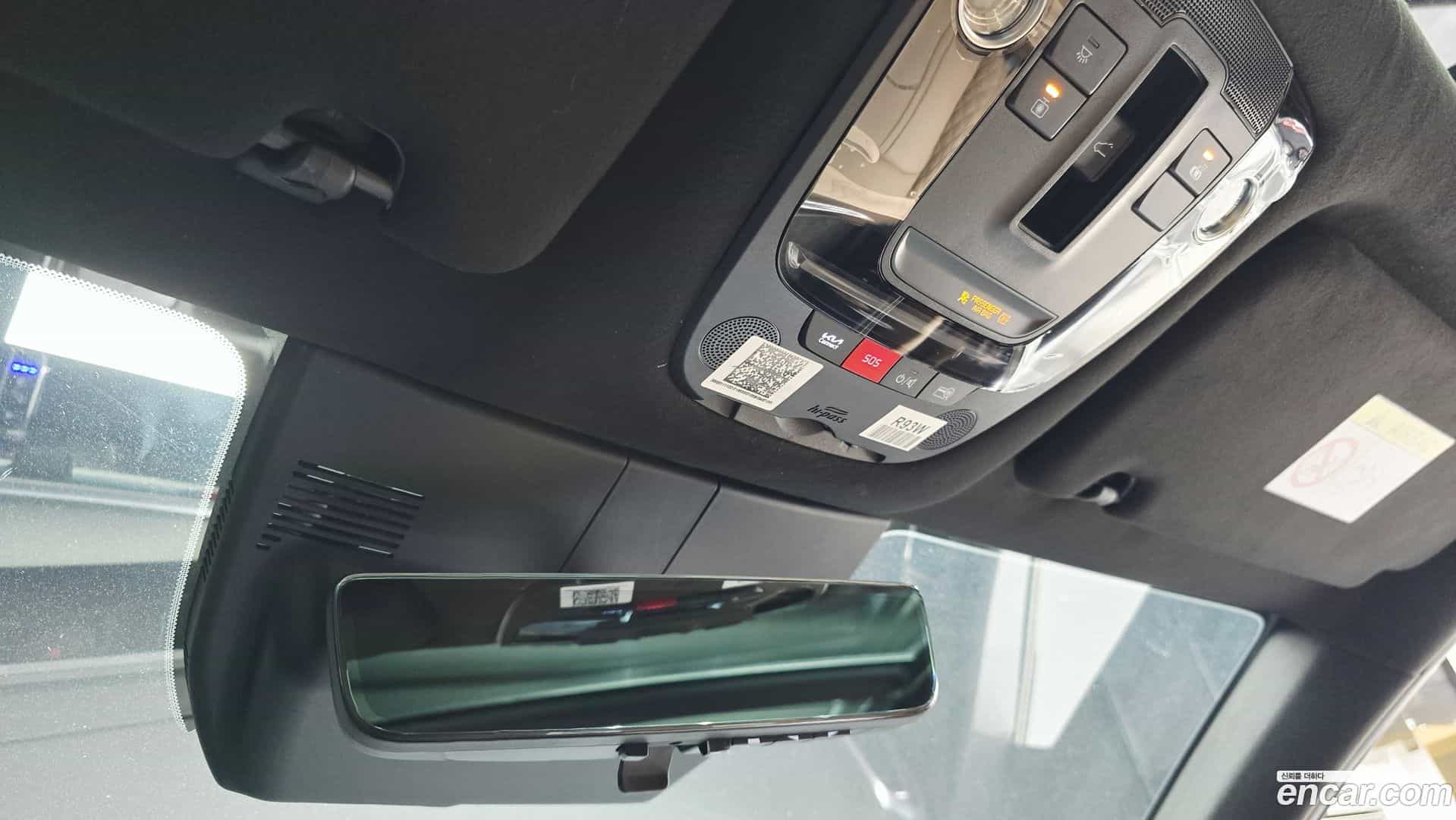 Sorento Kia 2023.8-OPTION-050