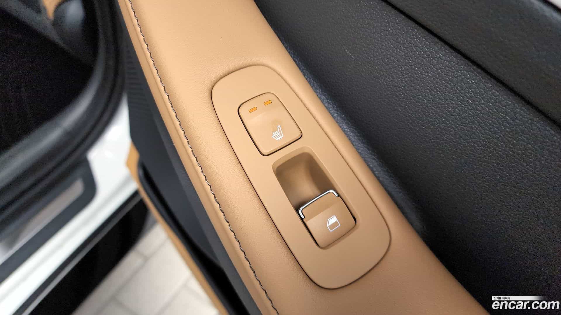 Sonata Hyundai 2019.4-OPTION-023