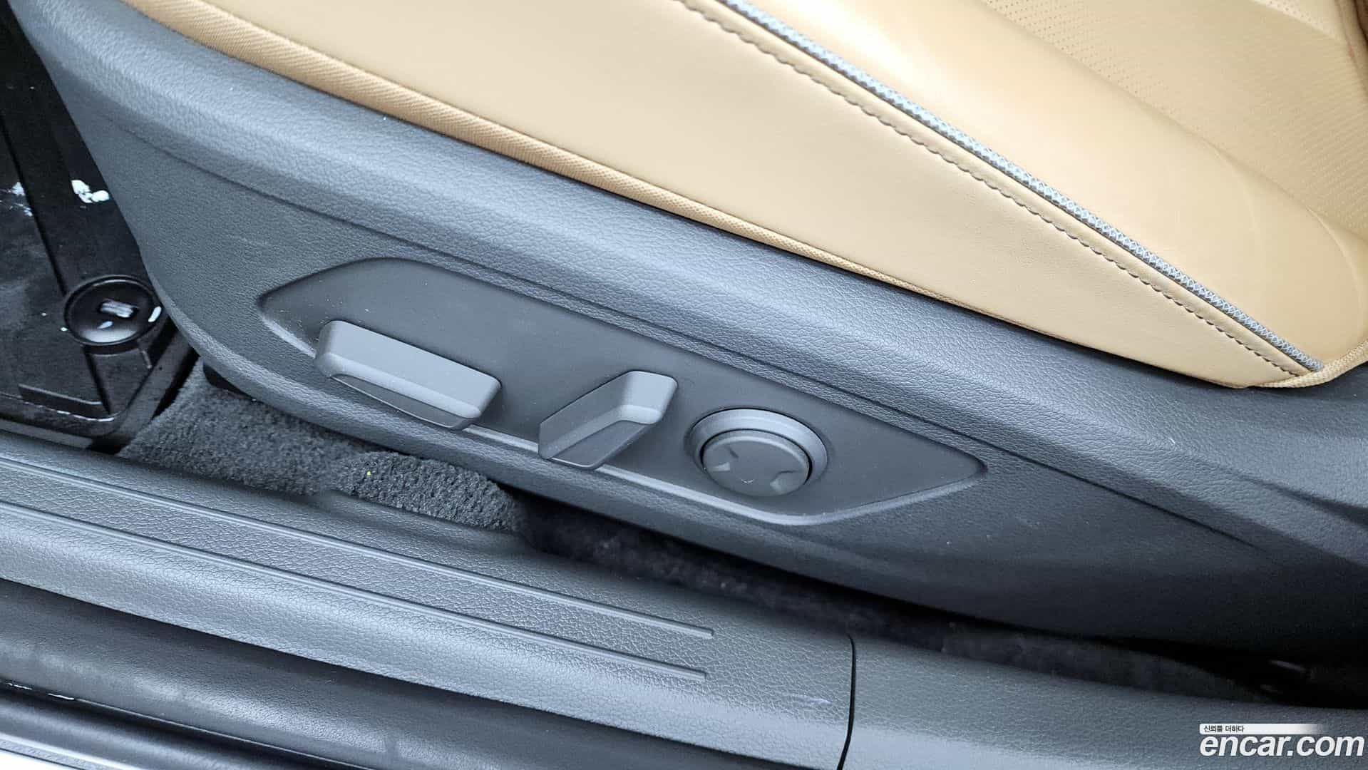 Sonata Hyundai 2019.4-OPTION-044