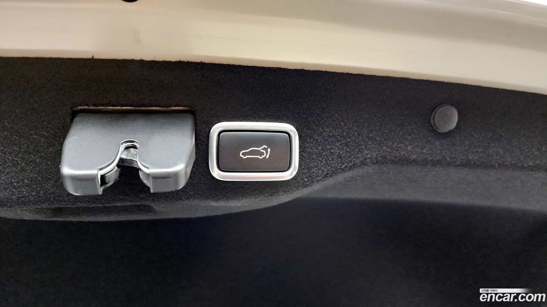 Sonata Hyundai 2019.4-OPTION-046